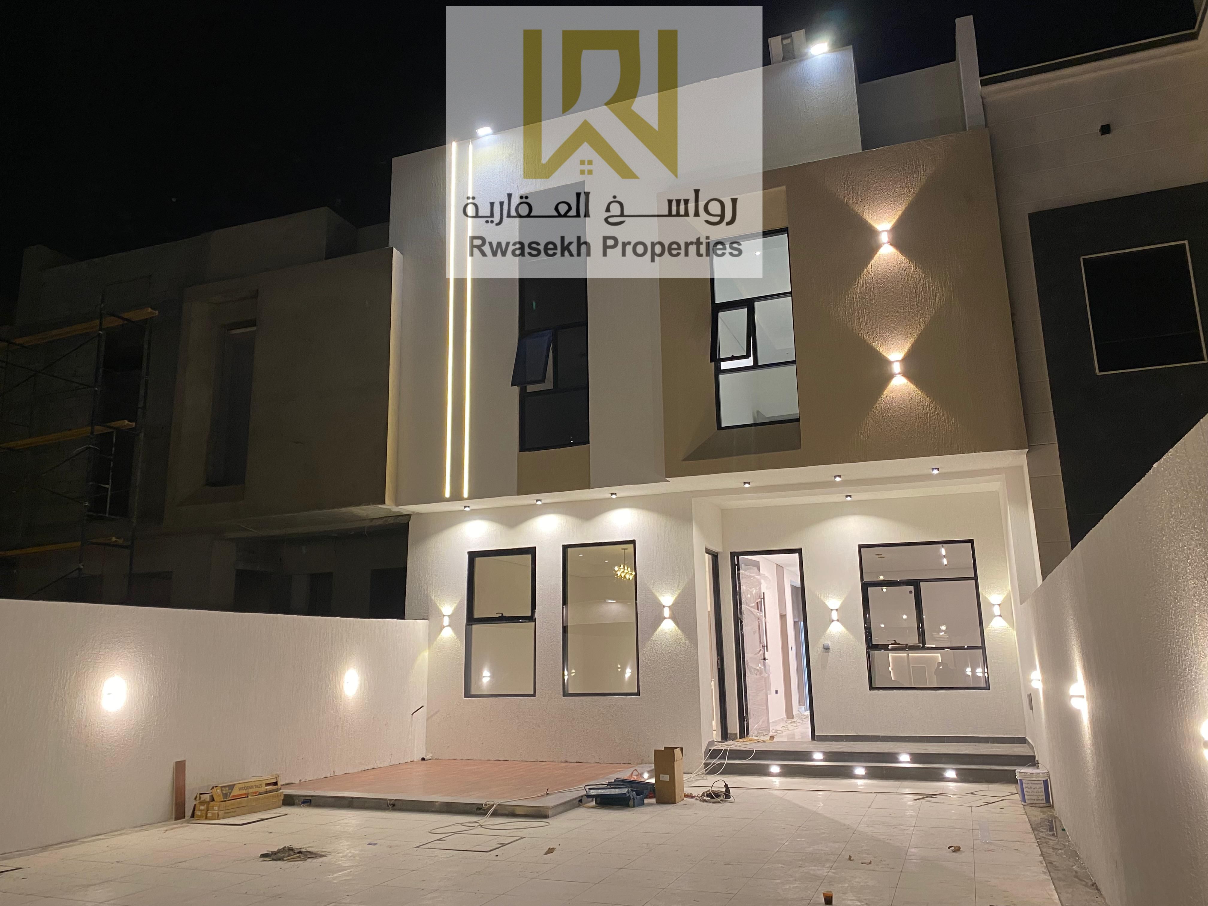 Luxury Townhouse for Sale in Ajman – Al Yasmeen Area Prime Location: • Close to Sheikh Mohammed bin Zayed Road • Close to Emirates Bypass