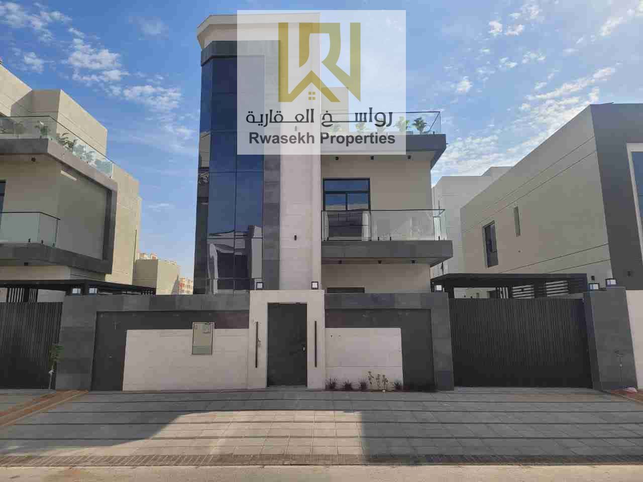 luxury villa for sale including electricity