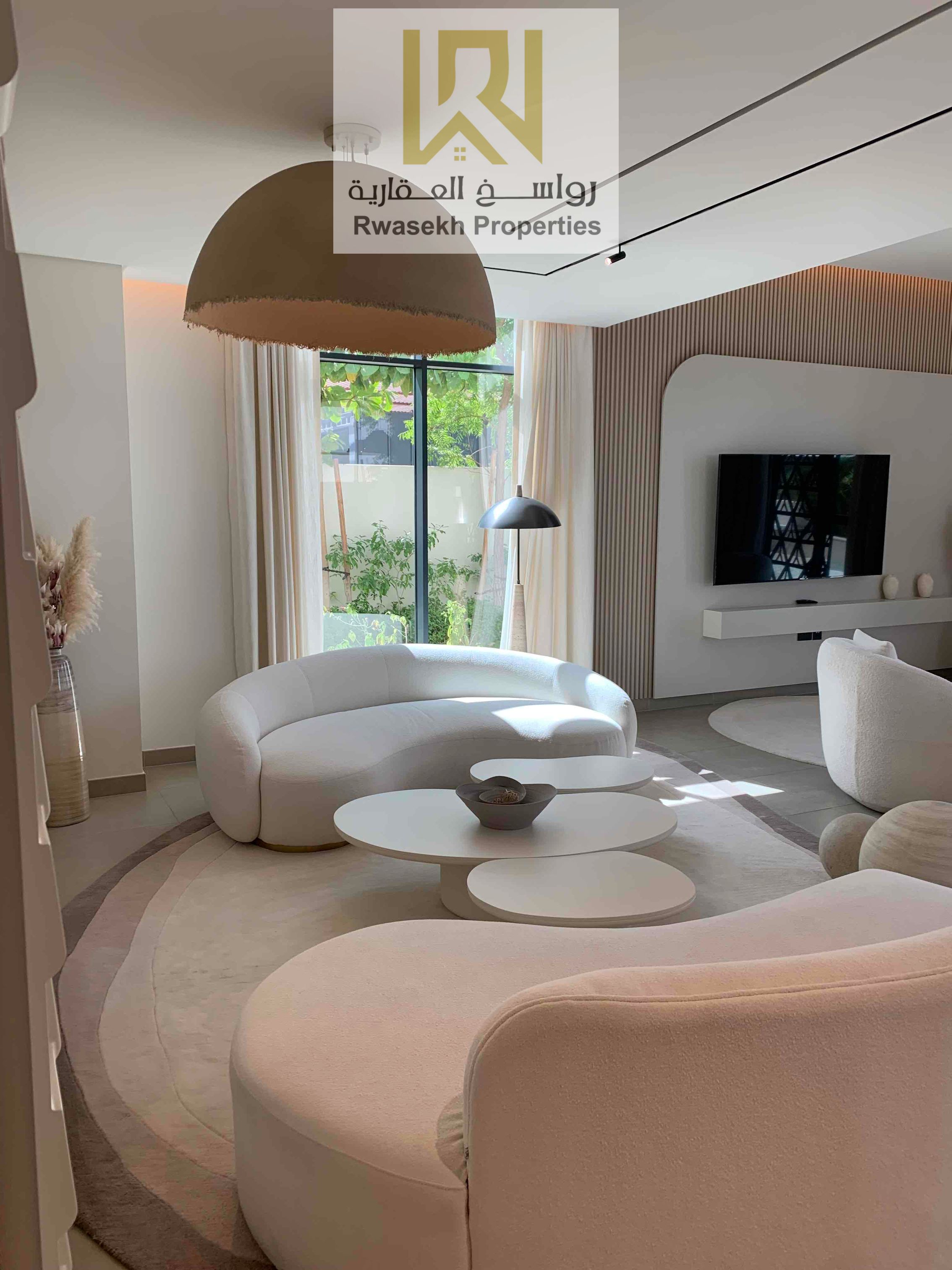 2 Bedroom Townhouse - Freehold - Near Dubai - On Road 611