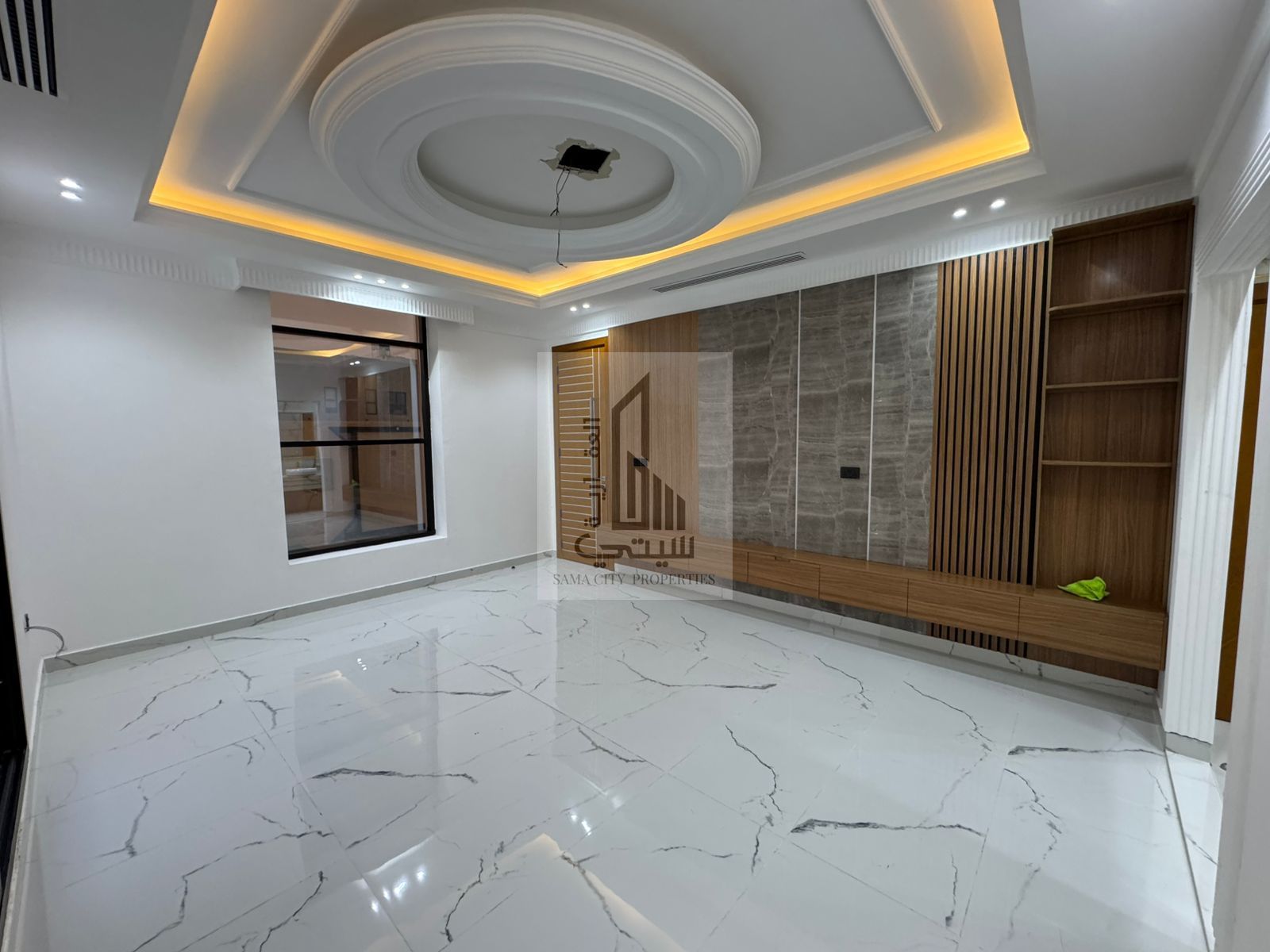 Super Deluxe with registration fees, freehold