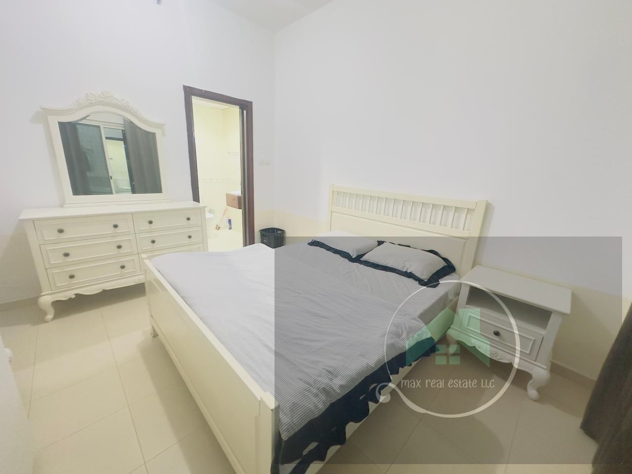 Al Nuaimiya 3, City Towers, close to all services, close to the Corniche, close to the Sharjah and Dubai exits. “Luxury”, “Classy”, “Comfortable”, “Ex
