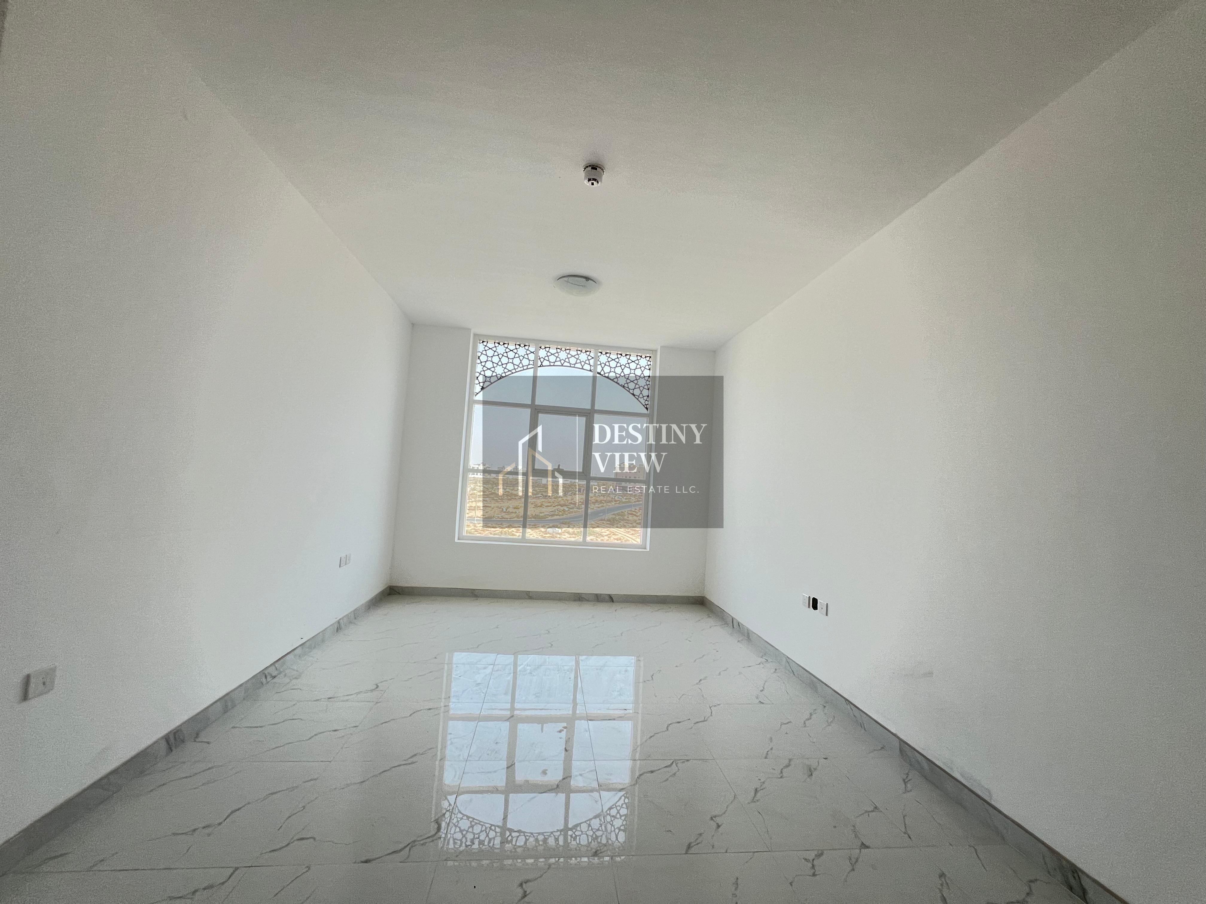 Brand New spacious 2bhk full family building