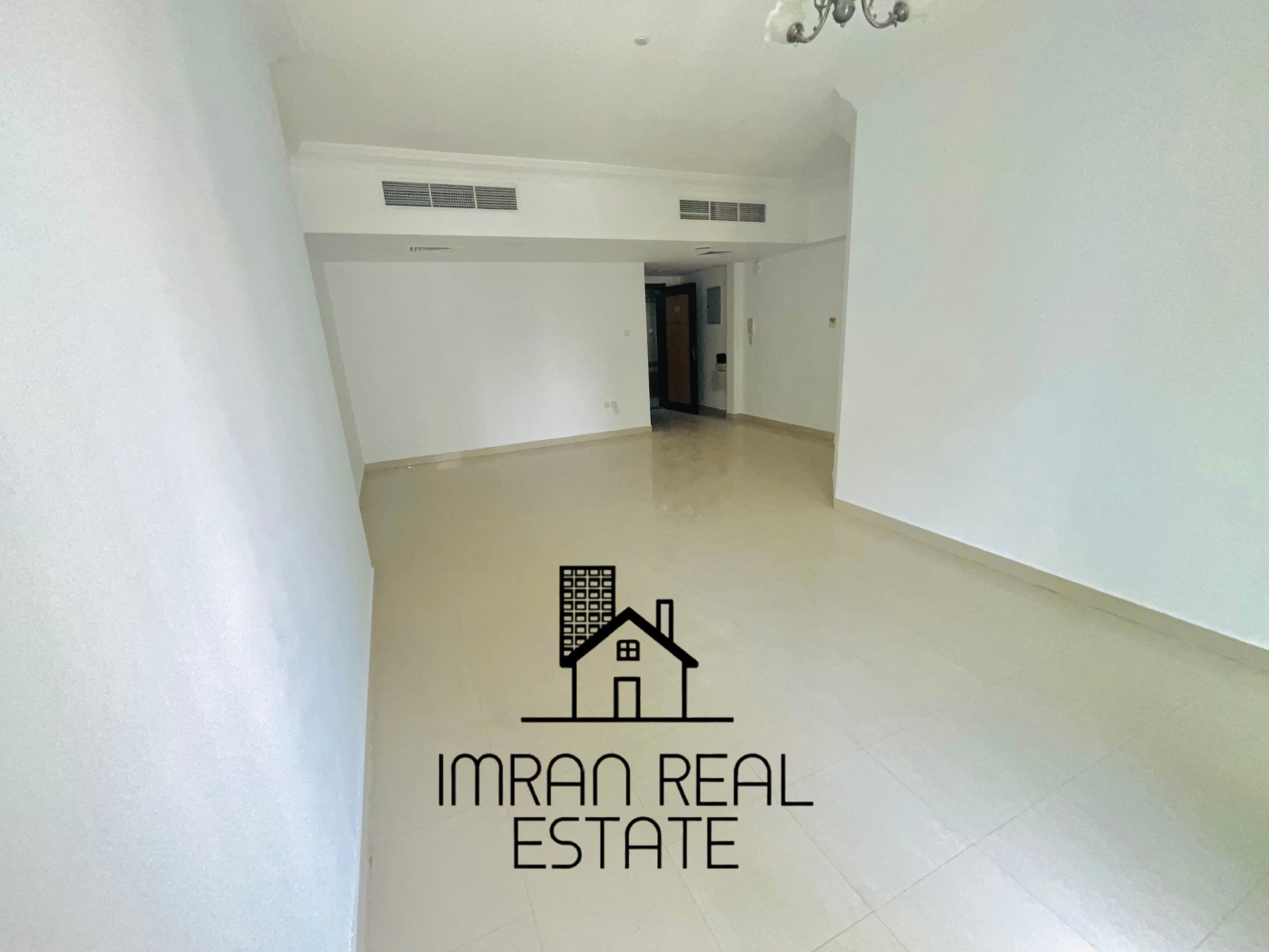 Suspecious 2bhk | Master Room | 3 Bathroom | Gym pool free | Family tower | Wardrobe