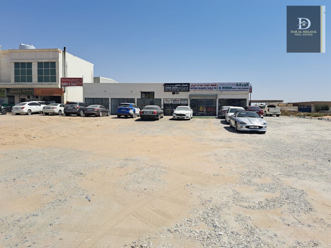 Industrial and commercial land for sale in Al Sajaa S – Sharjah • Location: Al Sajaa S – on a 97-meter-wide main street • Opposite: Emirates Industrial City Auto Scrap (Old Hanou) • Area: 10,000 square feet