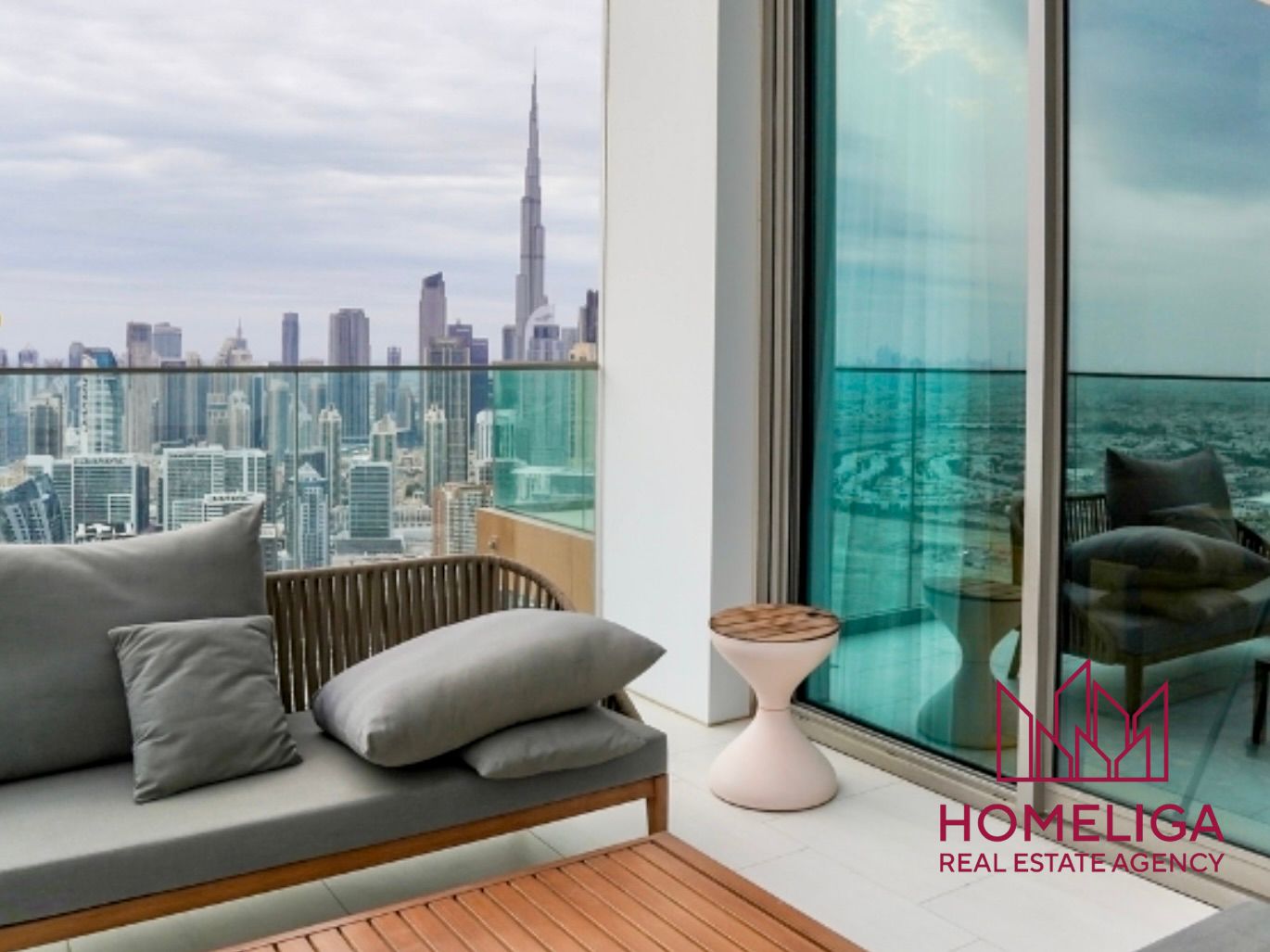 Burj and Canal View | High floor | Hotel Service