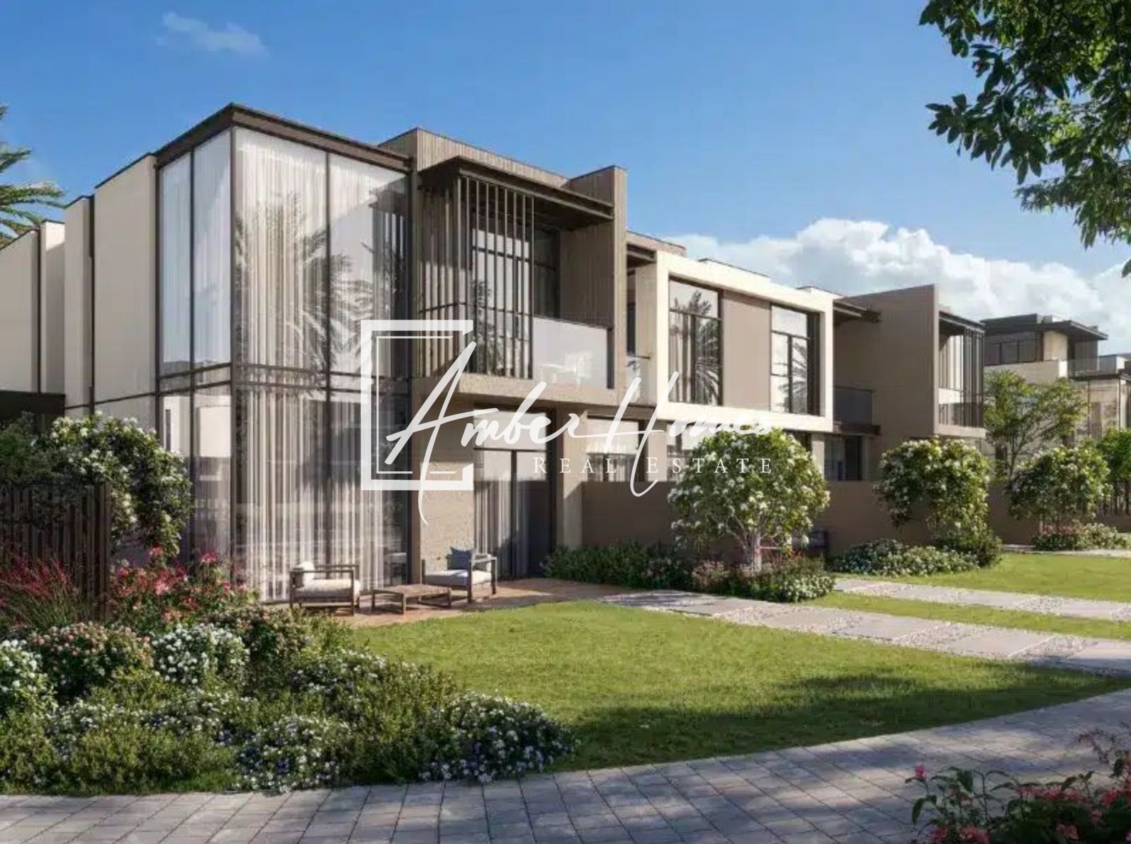 4 bedroom townhouse with Maids Room for sale
