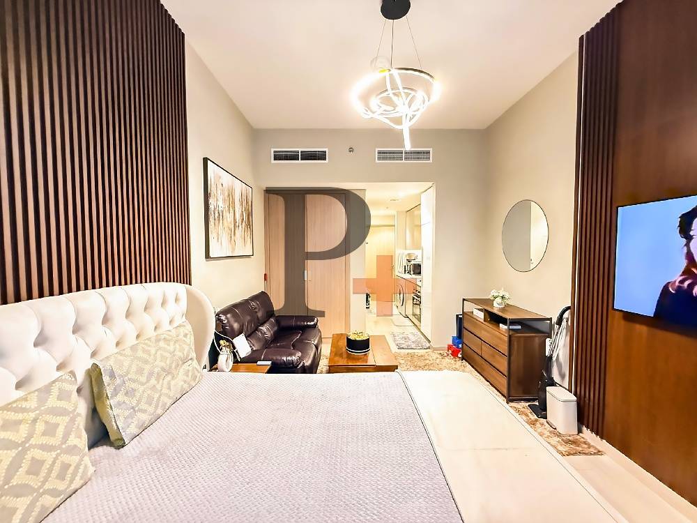 12 cheques | Best Deal | Prime Location