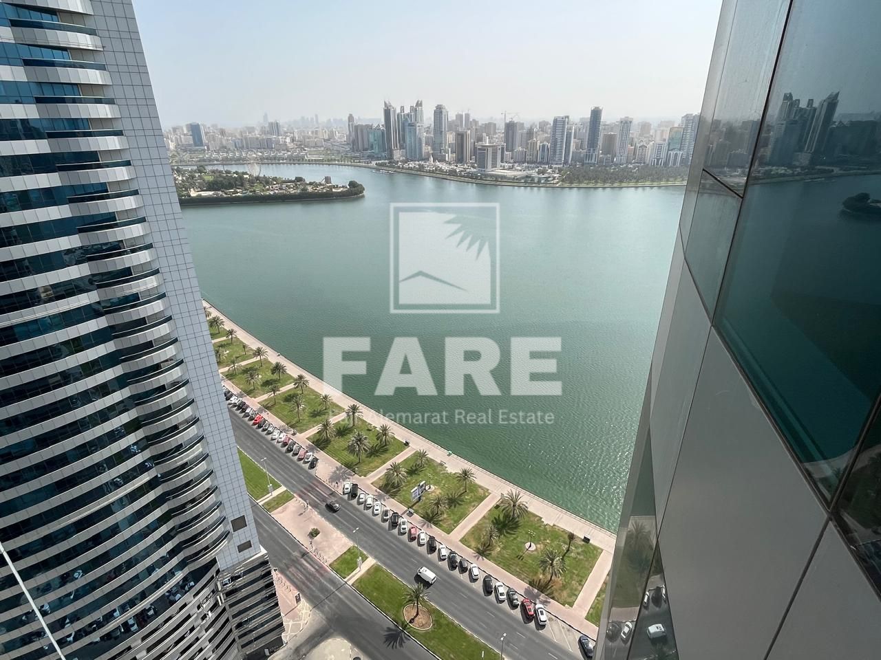 Luxury Apartment 2BR for Rent - Blue Tower, Al Majaz 3 - Sharjah