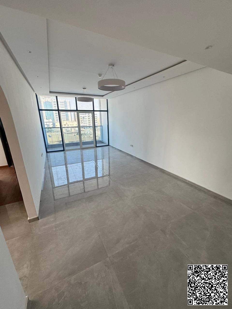 A new tower has been opened, the first resident, 1BHK, for annual rent (large spaces + super deluxe + Parking ) BOOK NOW