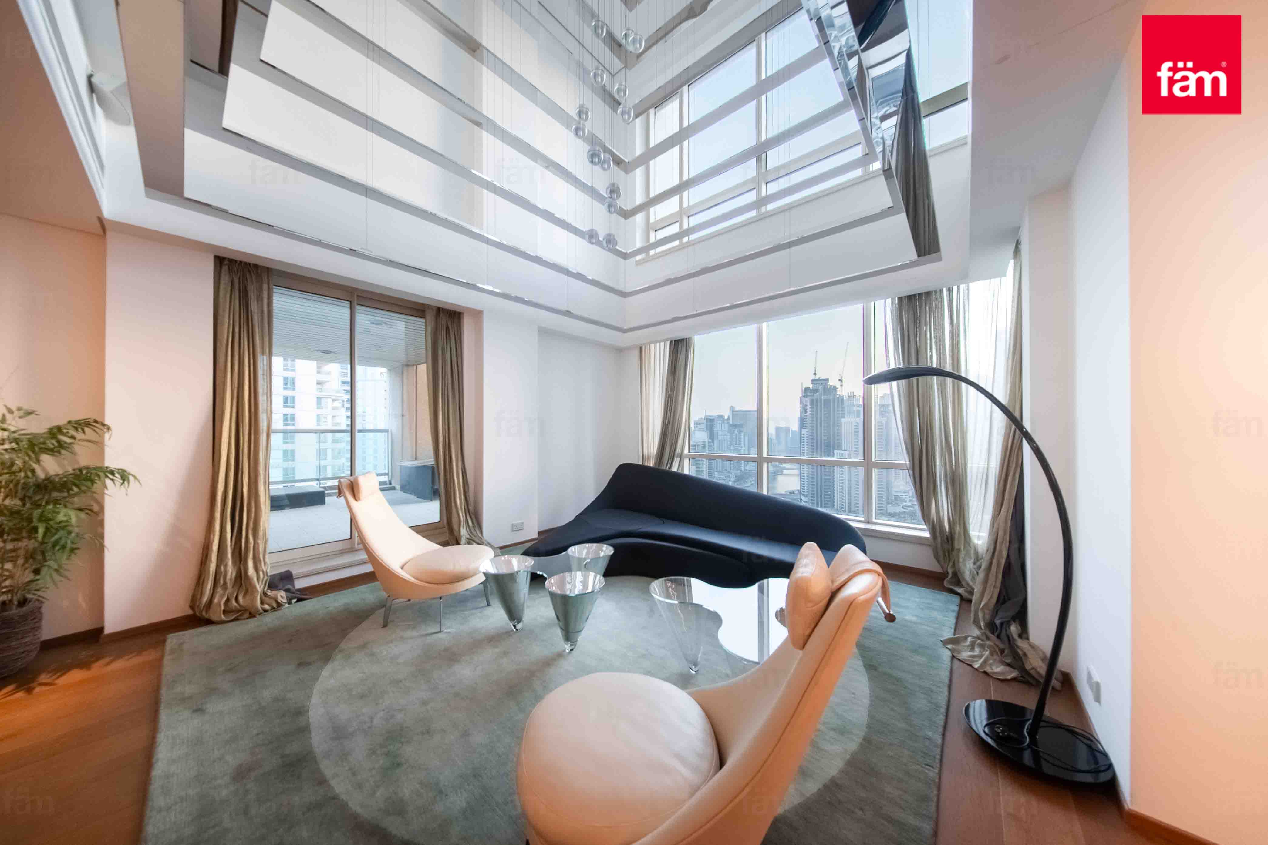 Luxury Duplex | Golf View | Private Office