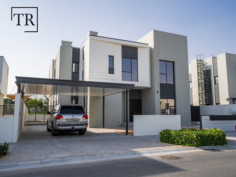 Single Row | Park Views | Vastu Focus | Maids Room
