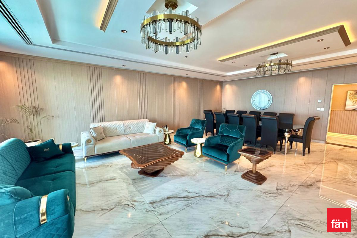 Marina View Penthouse| Fully Furnished | Upgraded