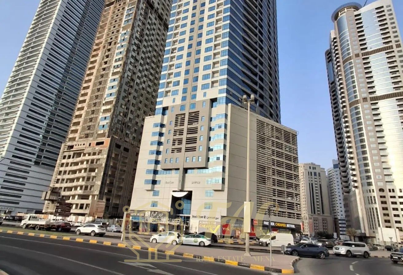 Spacious Apartment for Sale in Al Khan – Sharjah | Prime Location & Modern Amenities