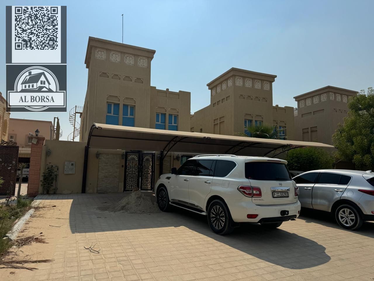 Villa for rent in Ajman Al Muwaihat 2 on the corner of two streets, beautiful location, payment facilities