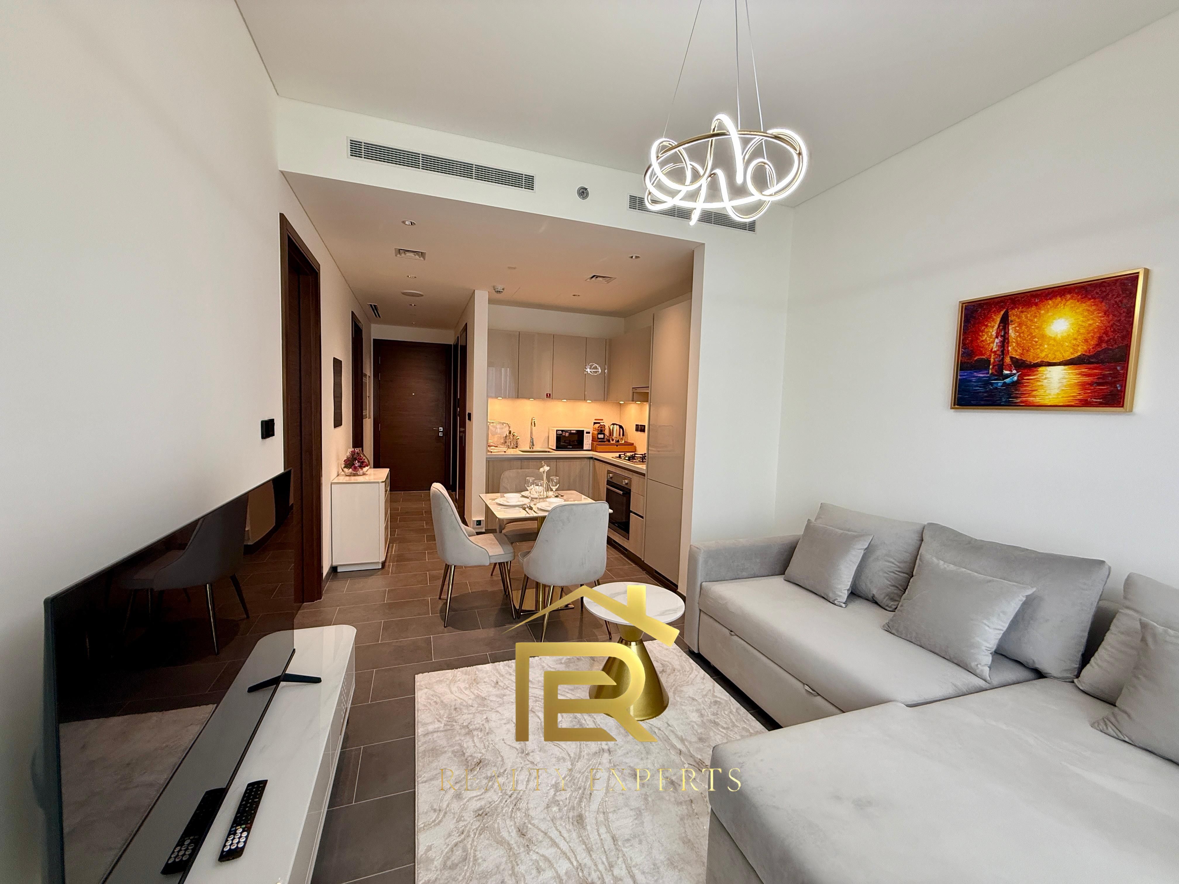FULLY FURNISHED | VACANT| COMMUNITY VIEW