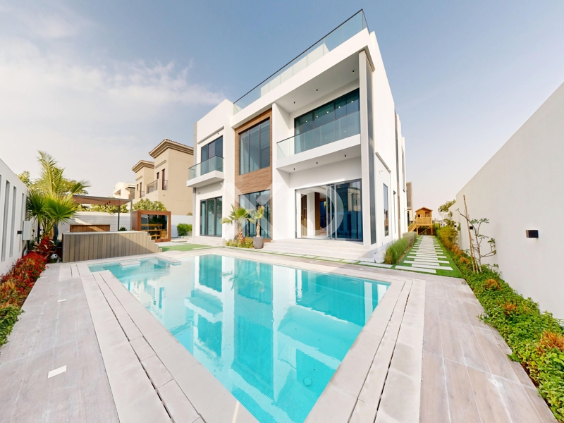 Custom Build | 6 Bedrooms | Vacant Now