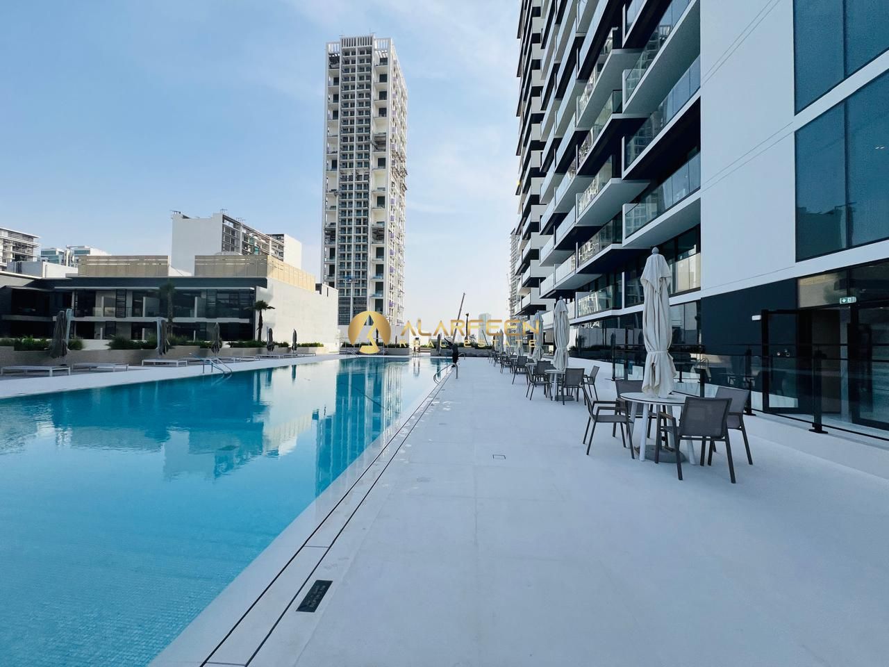 Marina View| Spacious Unit| Ready to Move In