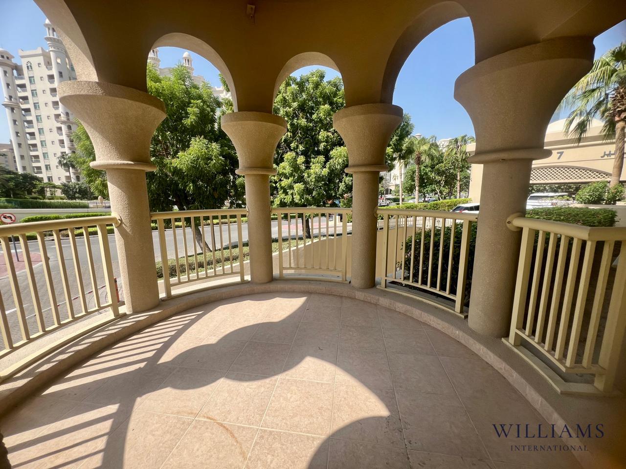 GROUND FLOOR | VACANT | SEA SIDE