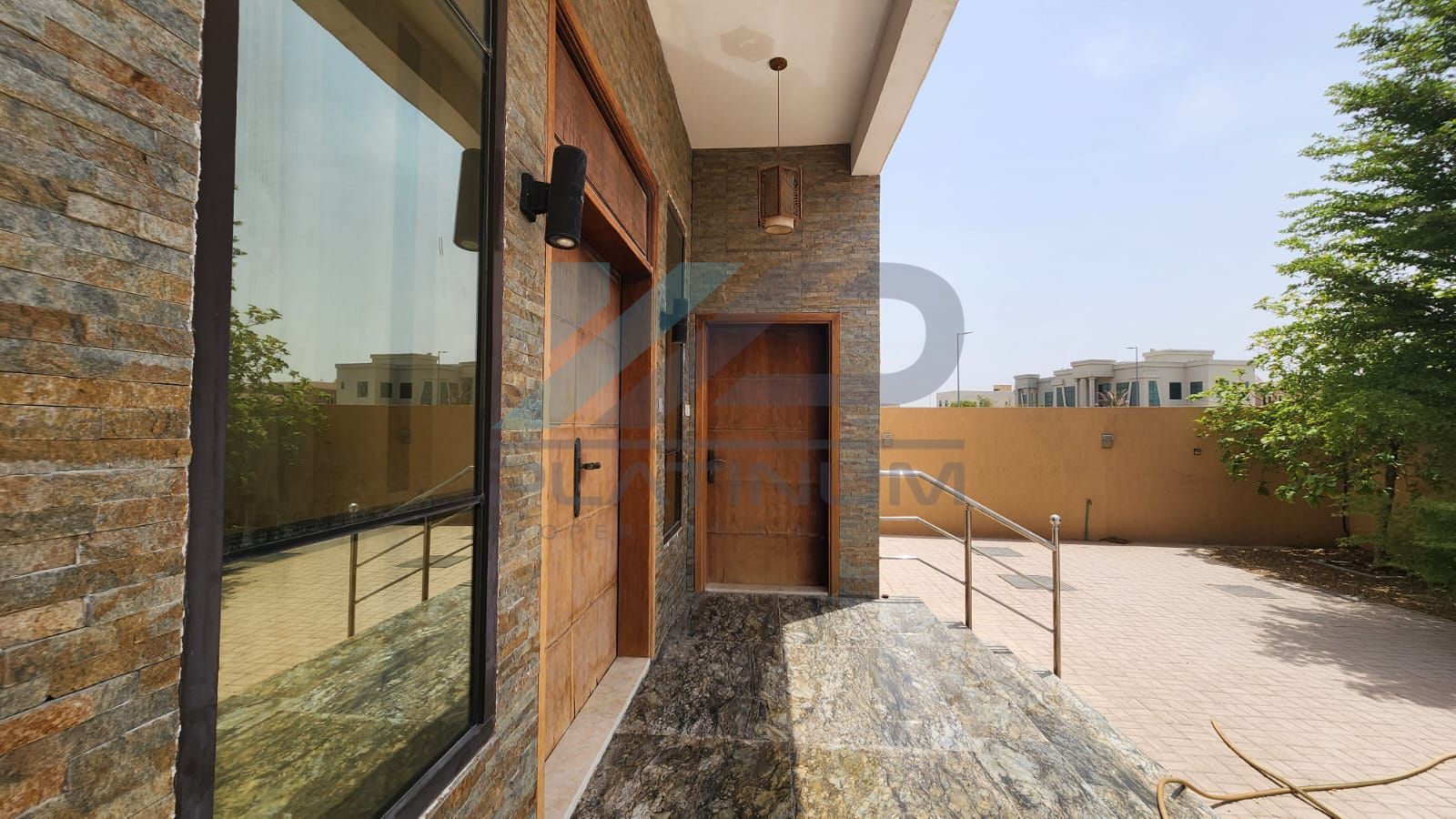 Big Garden / Modern & Stylish /Great Price