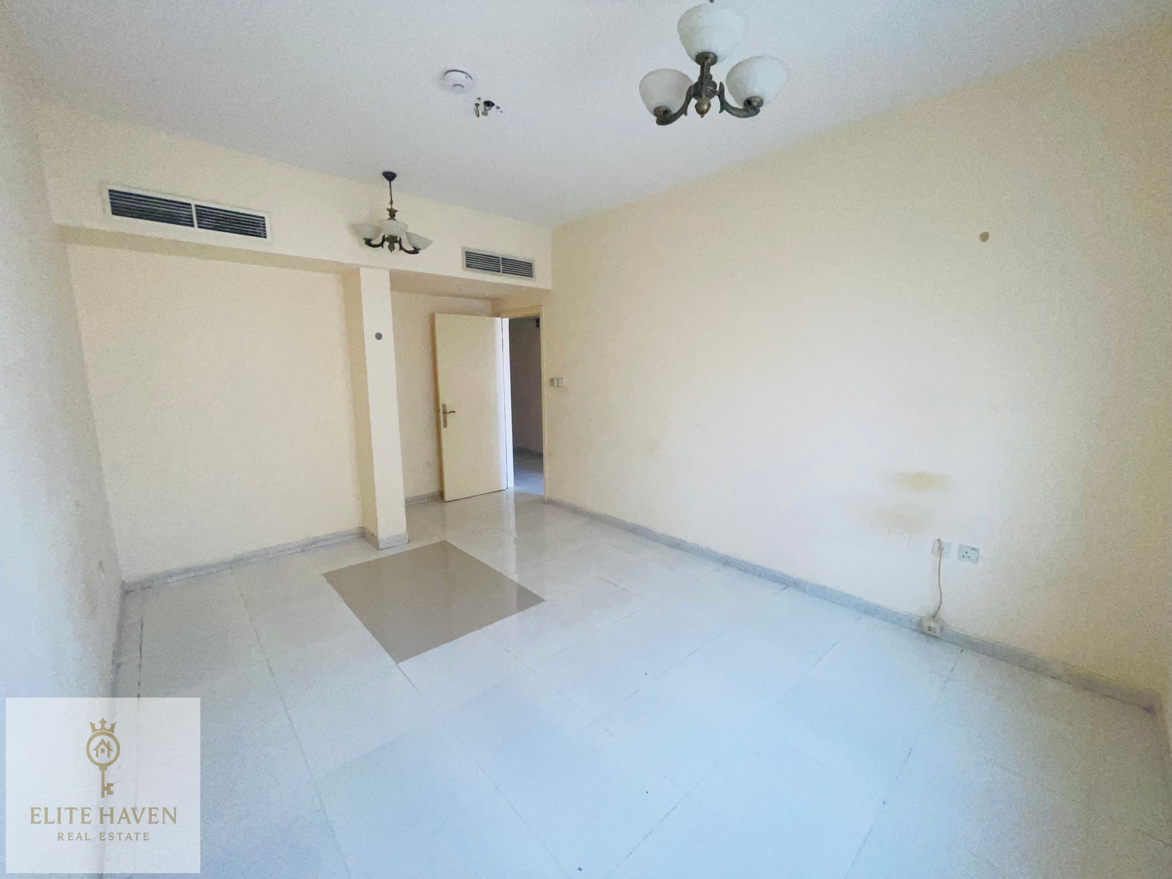 1bhk apartment close Hall balcony near by Dubai border