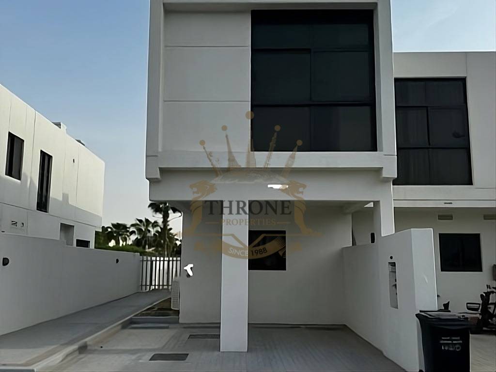 END CORNER | + MAID | SPACIOUS | CLOSE TO GATE