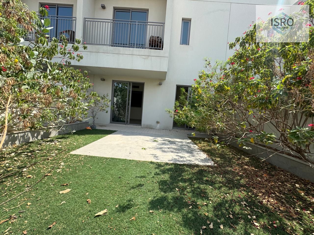 3EBROOM+ MAID ROOM Townhouse READY TO MOVE BEHIND AL ZAHIA CITY CENTER