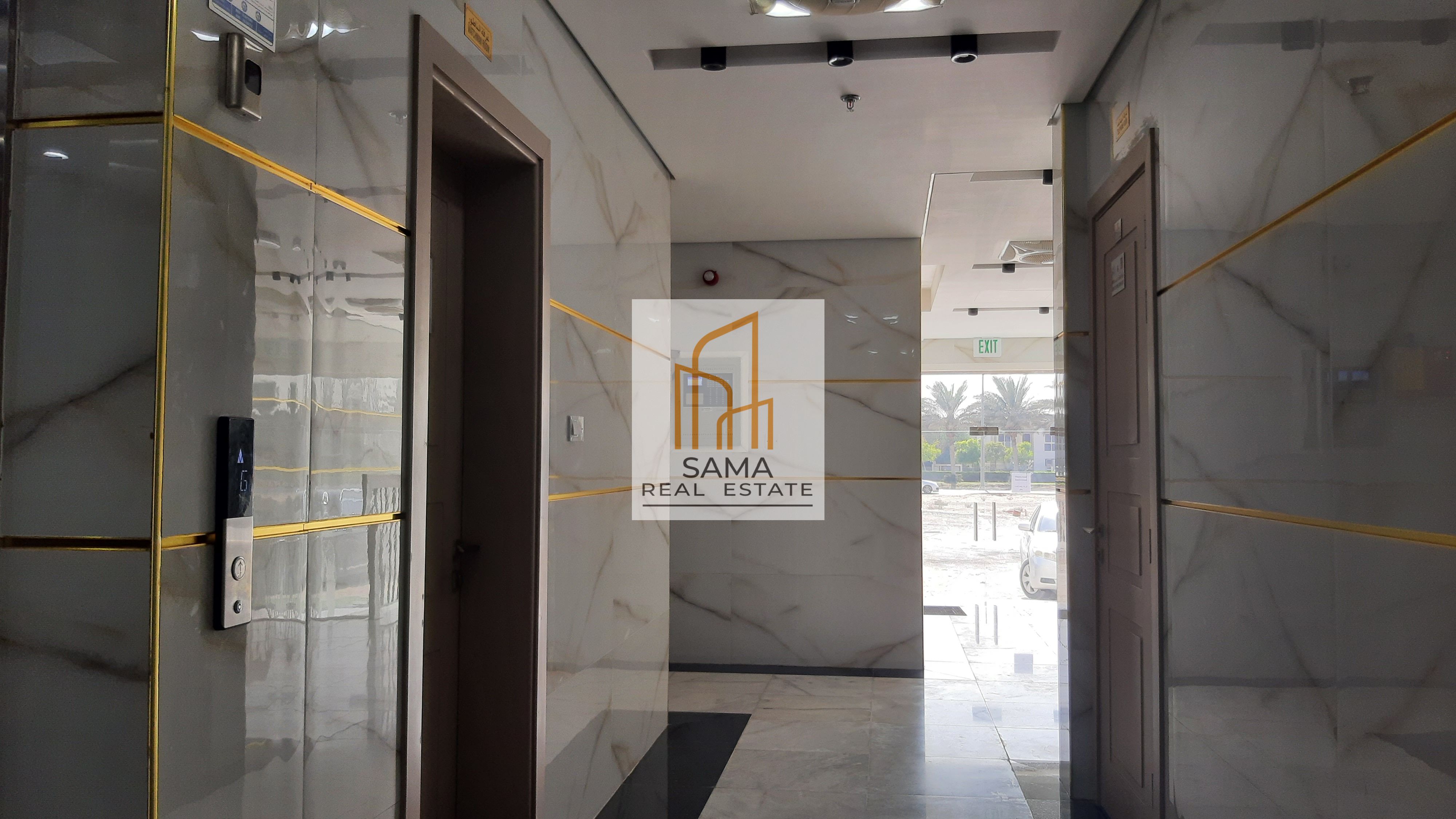 Fresh balding 2bhk with balcony 3b r55k for family