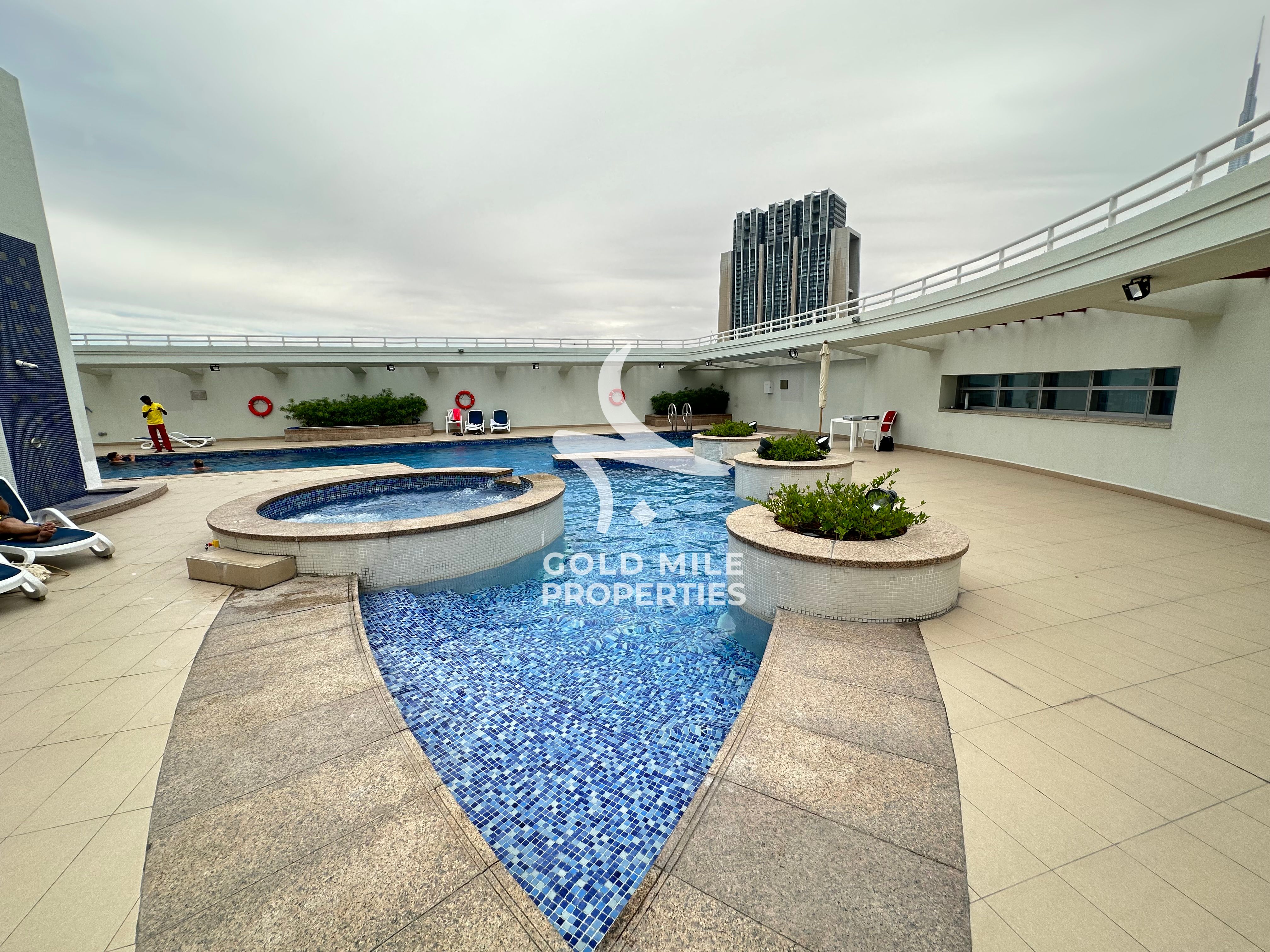 CHILLER FREE | Sheikh Zayed Road view, Spacious n luxurious 2 bedroom apartment