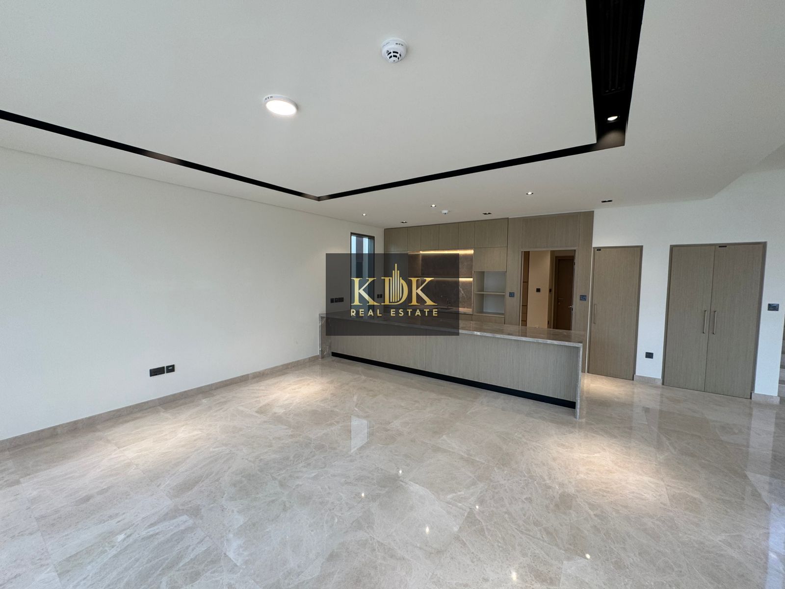 Corner Unit| Ideal for Family| Ready to Move In