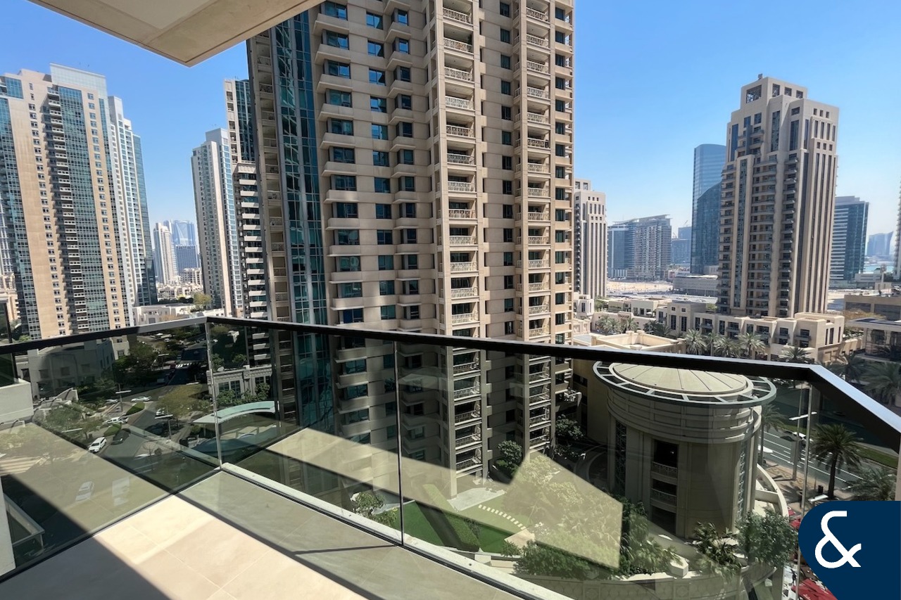 Vacant Now | Mid Floor | Boulevard View