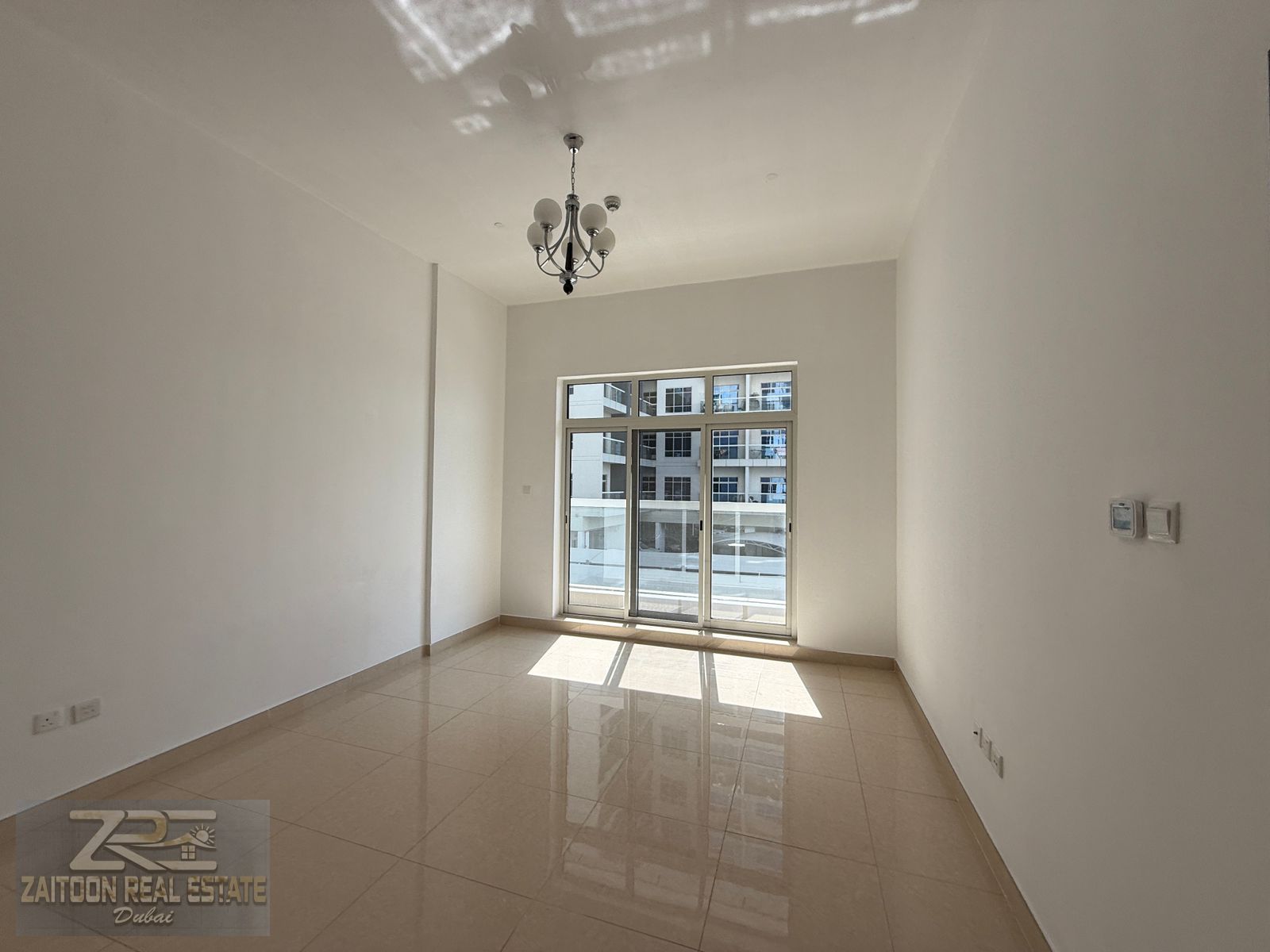 SPACIOUS 2-Bhk Apartment AT al Manal Residance Near Souq Exta RENT :95K