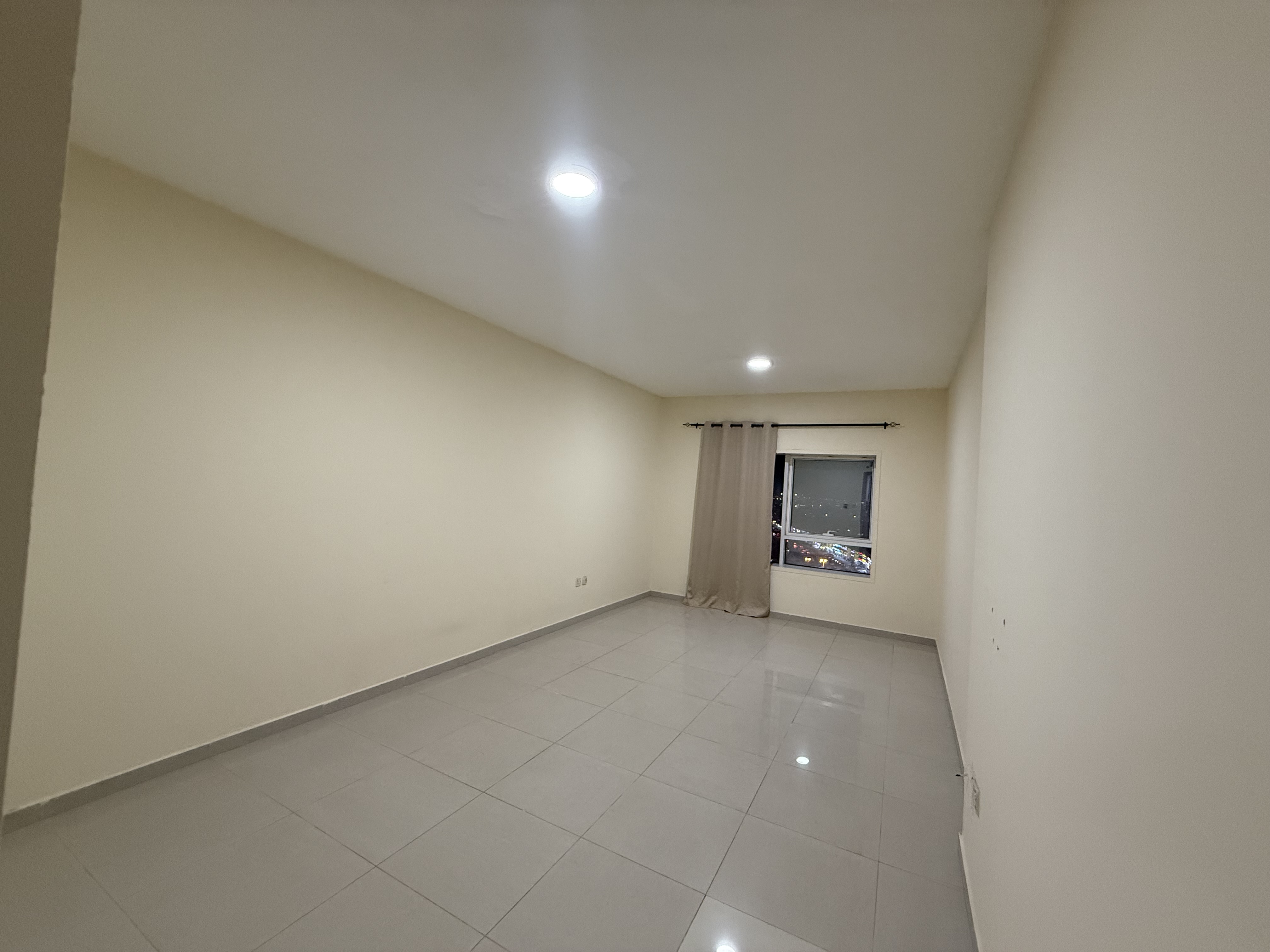 DUBAI BORDER STUDIO AVAILABLE AL NAHDA SHARJAH CLOSED KITCHEN