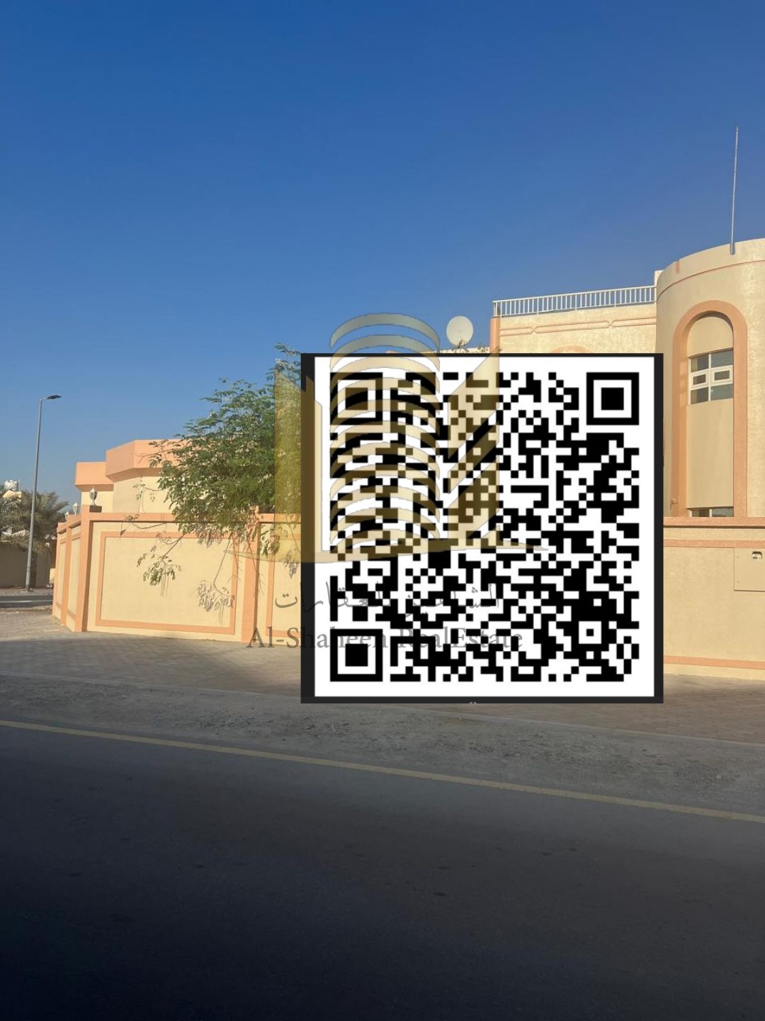 Villa for sale in Ajman, Mushairef area, corner of two streets 10,000 sq ft Owned by Ajman citizens only 5 bedrooms, living room, hall, courtyard And annex On a neighbor's street Spacious areas, master bedrooms, and glass windows Only 1,800,000 dirhams
