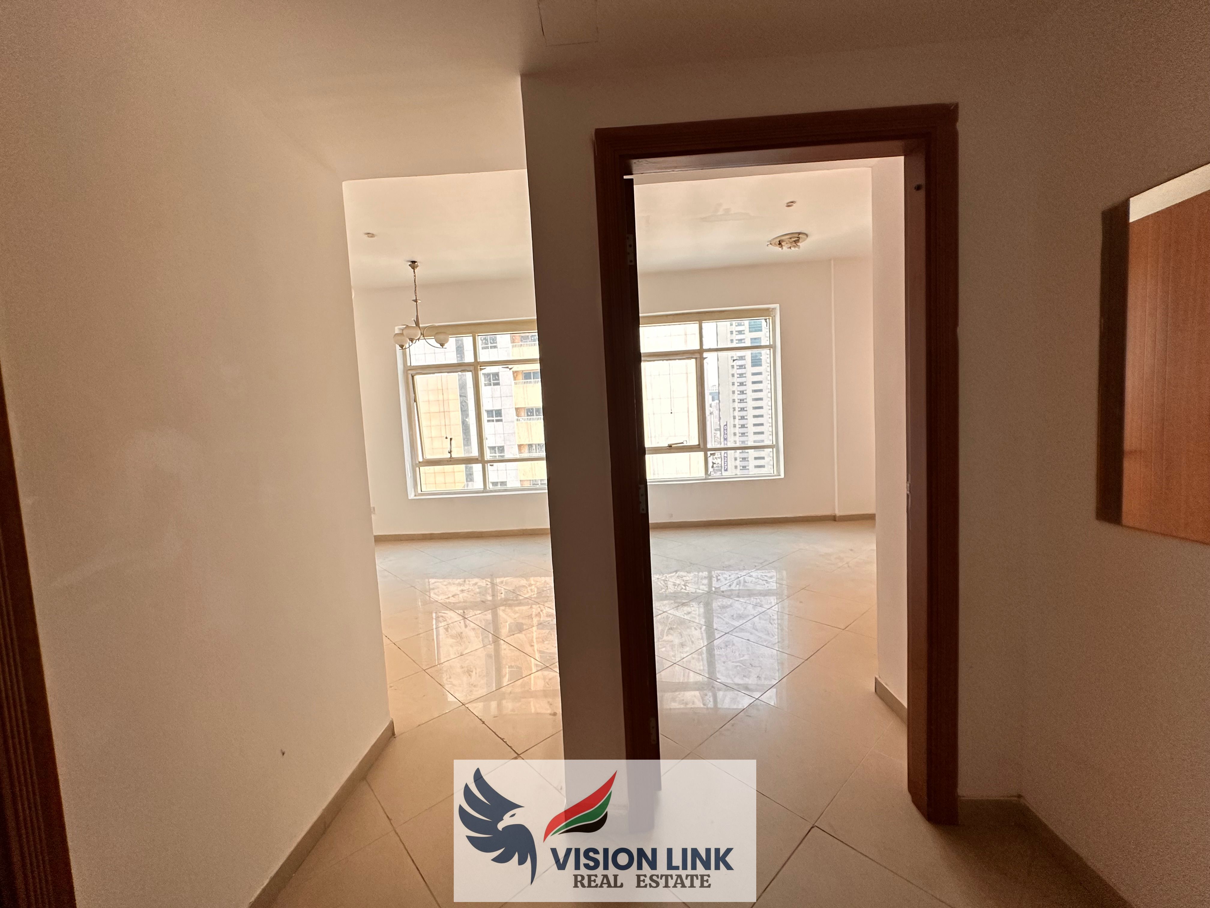 1BHK with wardrobes on prime location