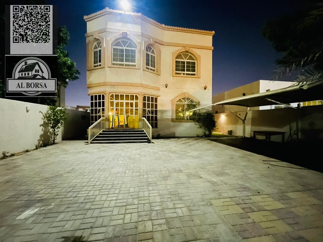 Villa for rent in Ajman Al Muwaihat 3 on the corner of two streets, beautiful location, payment facilities