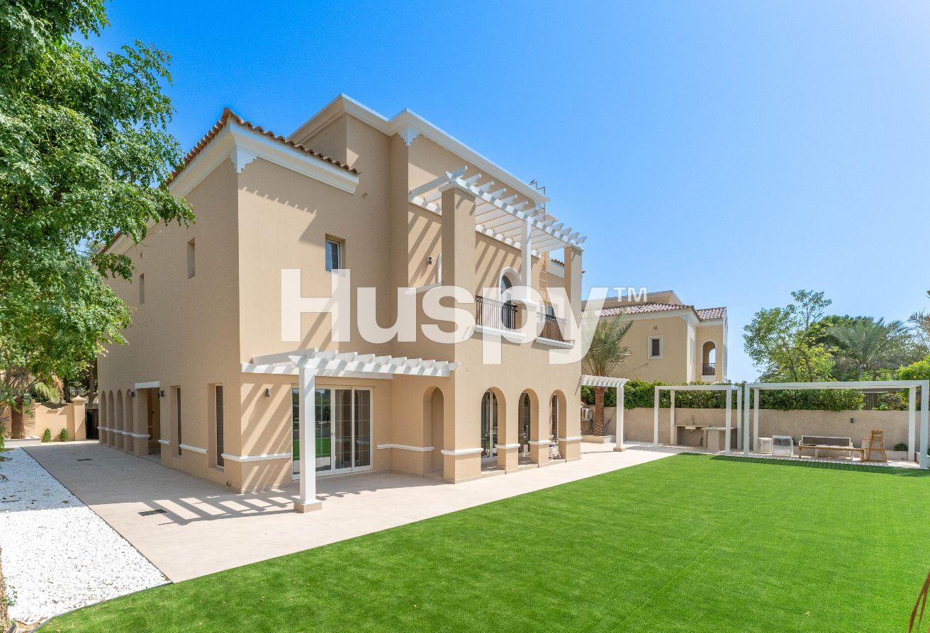 Large Plot | Closed Kitchen | Private Garden
