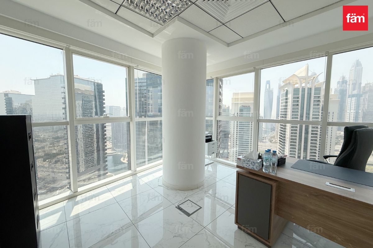 High Floor | 11 Parkings | Lake and Island View
