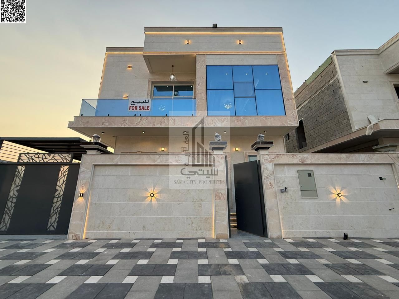 Villa for sale in Al Helio Features: 5 master bedrooms • Majlis with bathroom • Living room with bathroom • Main kitchen • Maid's room • Large setba