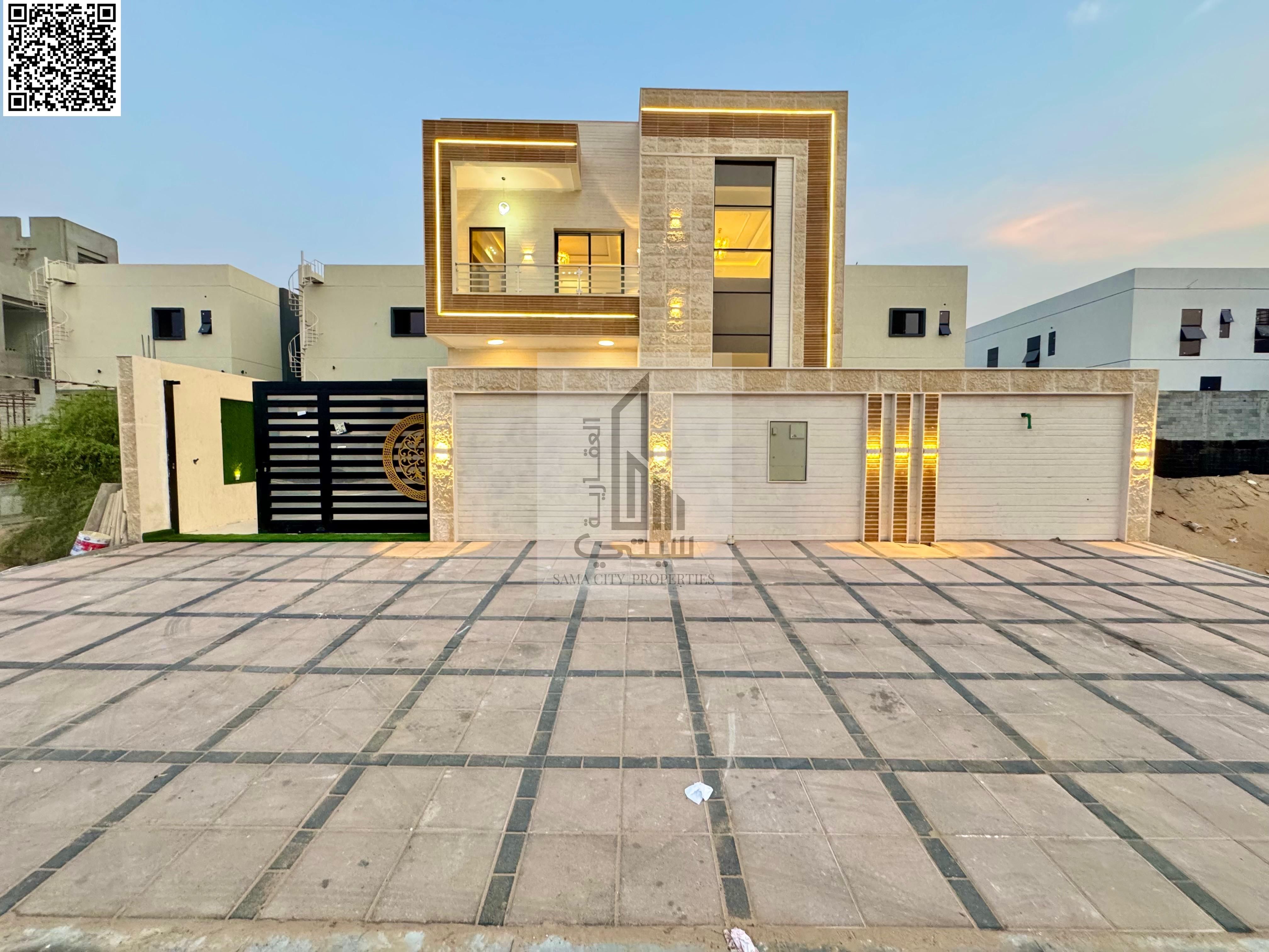 Villa for sale in Al Helio Features: 4 master bedrooms • Majlis with bathroom • Living room with bathroom • Main kitchen • Maid's room • Large setba