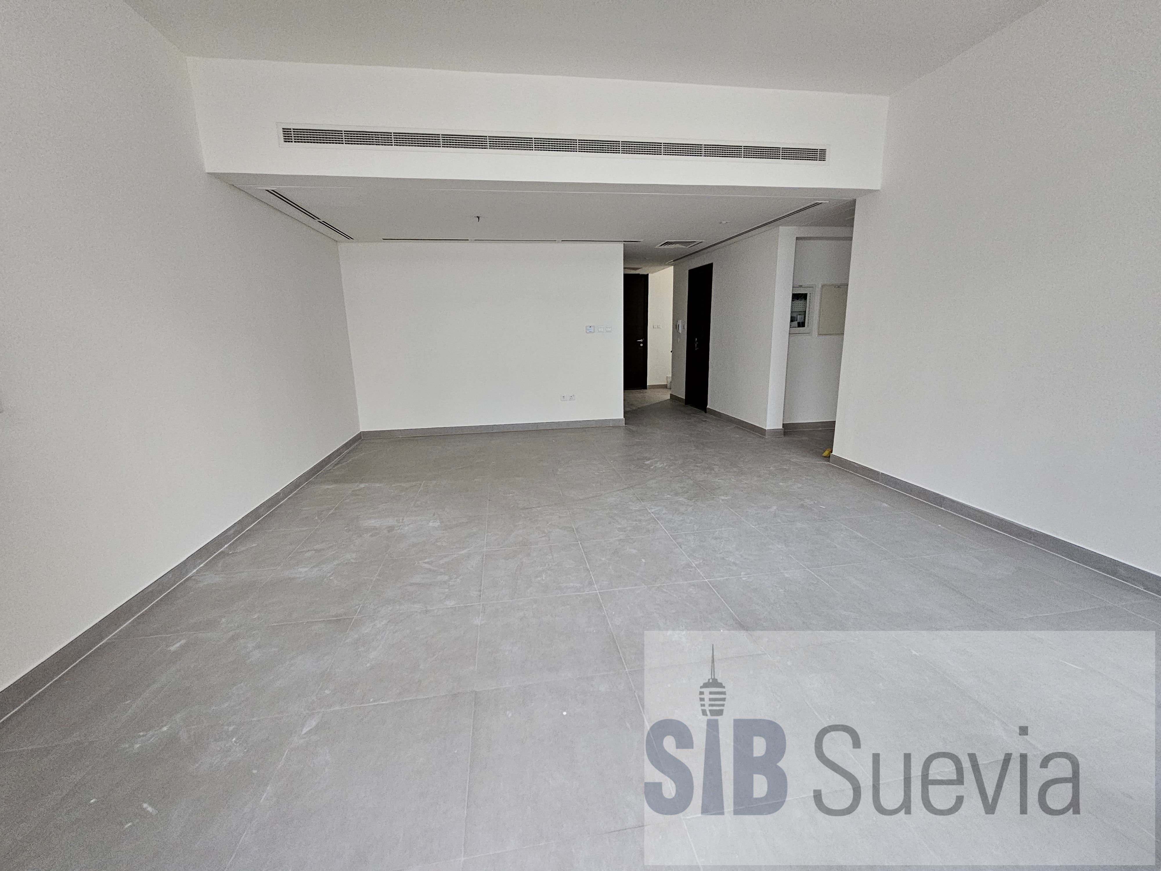 Big Layout | Type A End Unit | Great Location