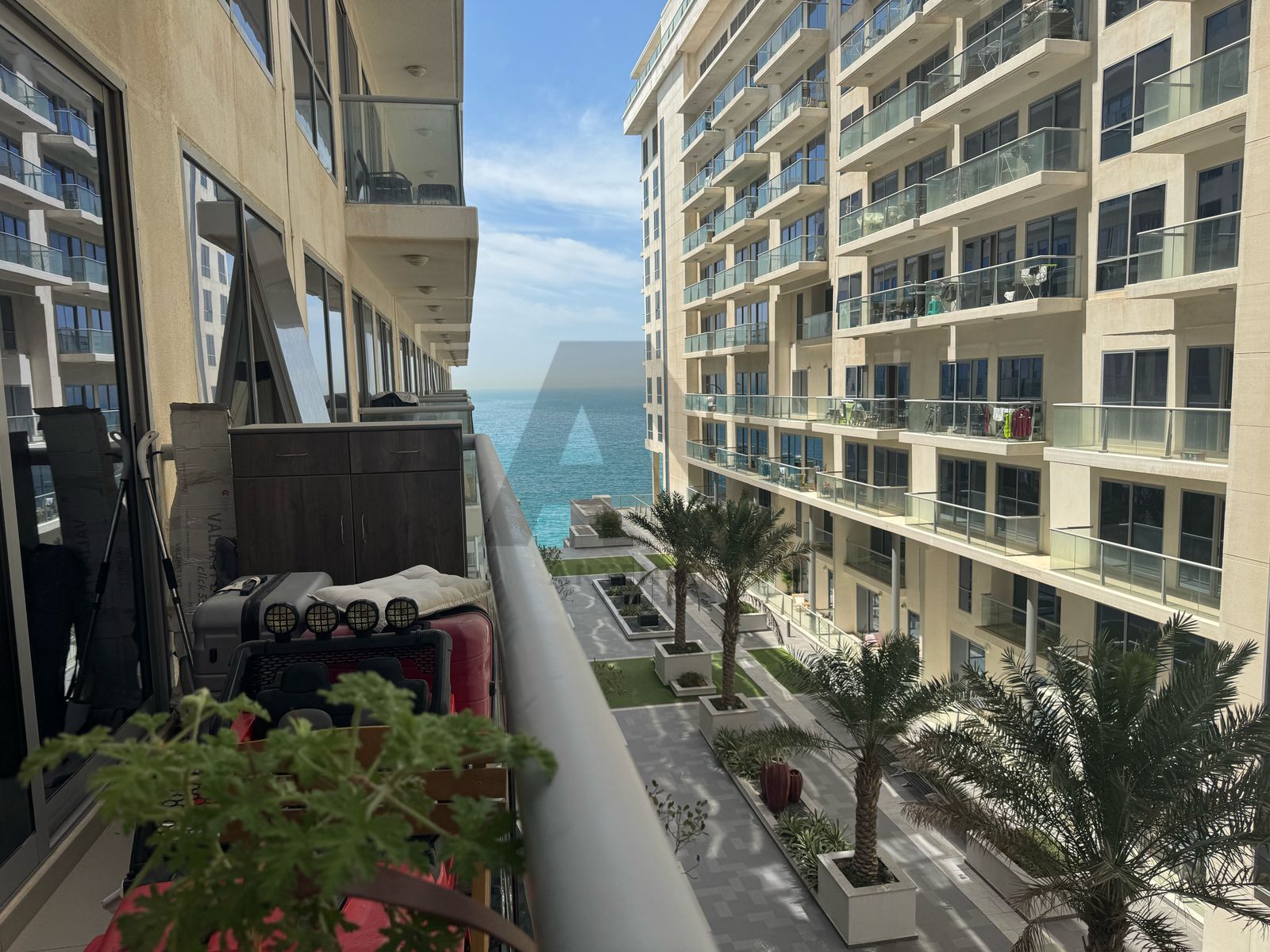 Stylish Modern Furnished Apartment for Sale
