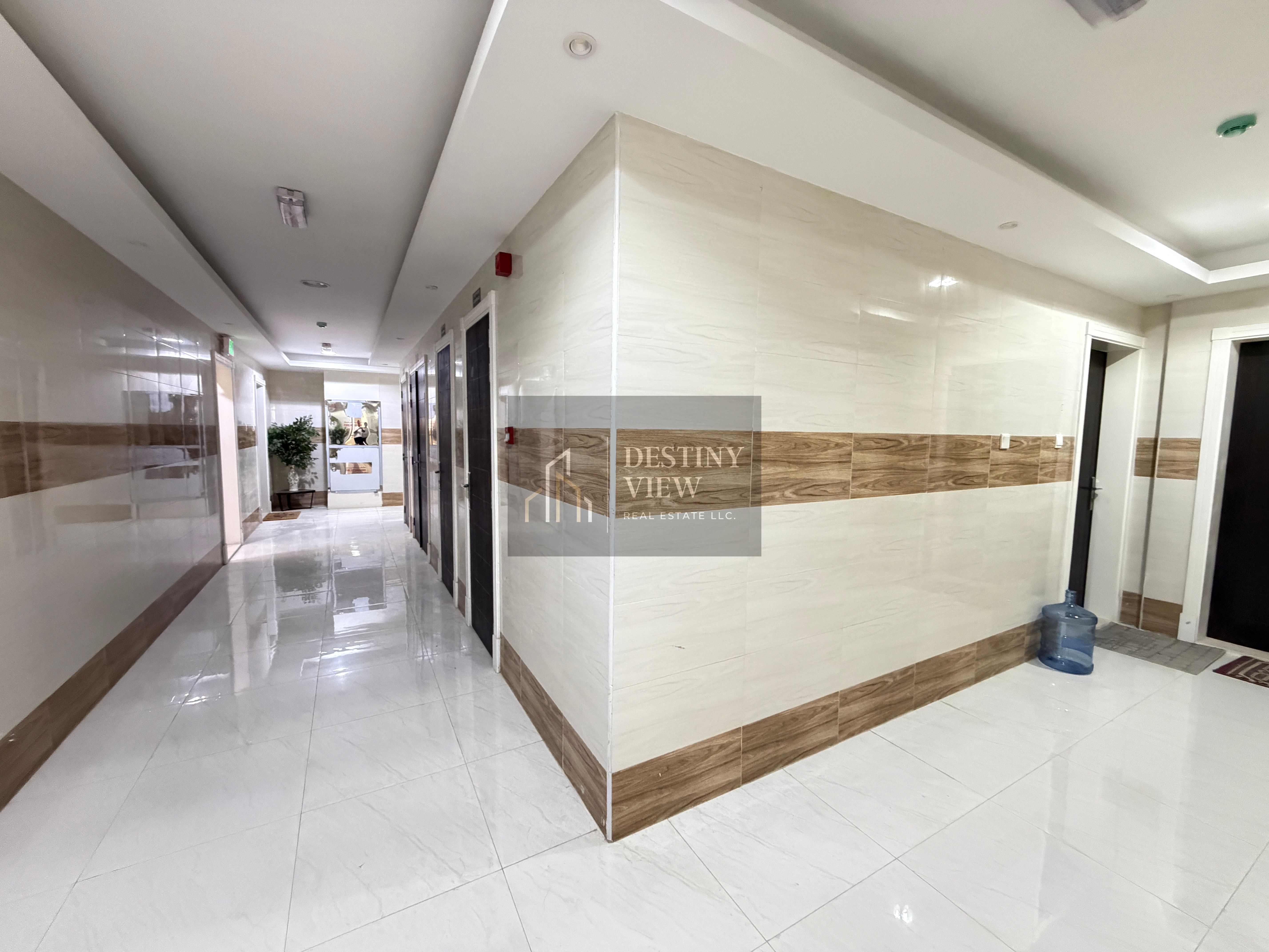 AMAZING LAYOUT // LAVISH HUGE 1-BHK // 40k