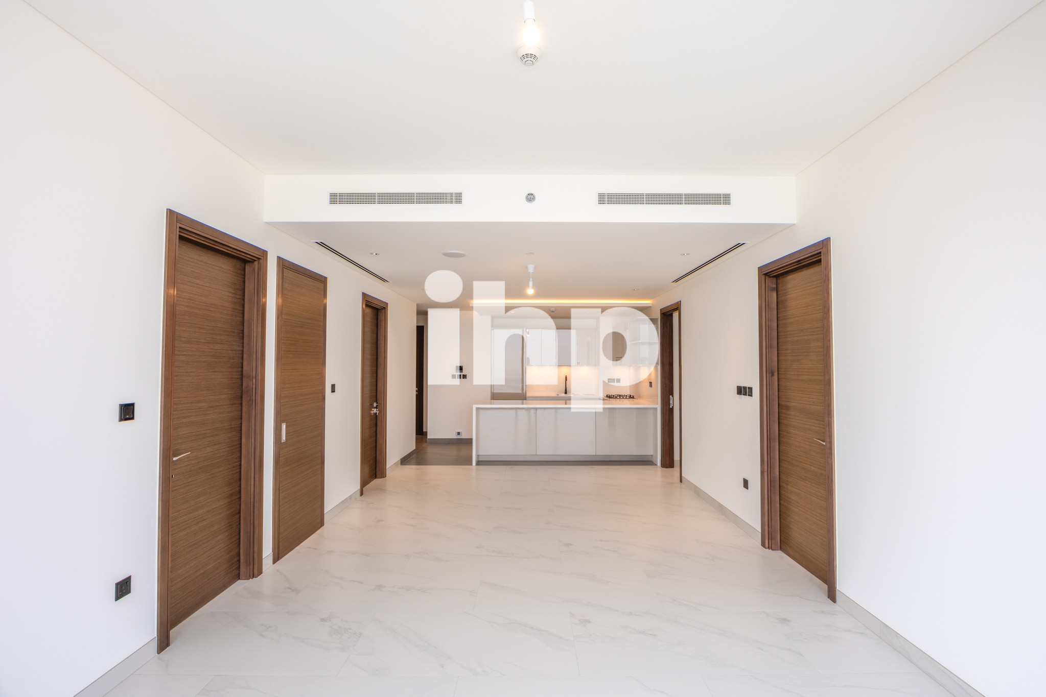 Spacious 3BR+Maid | Prime Spot | Community Views