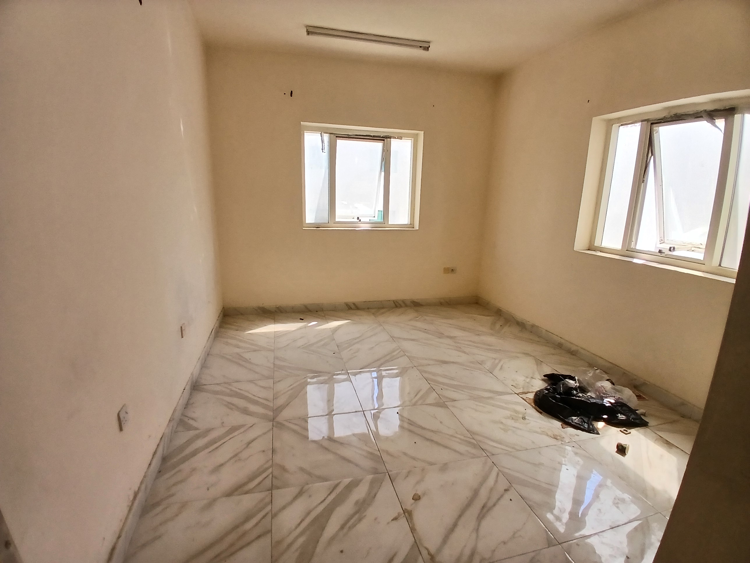 Lavish and lovely studio full family Building Near to Al Madina supermarket