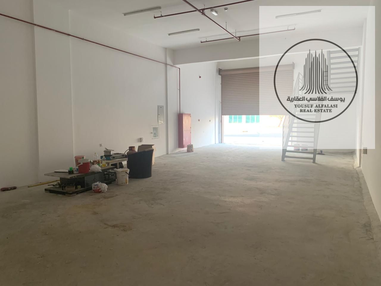 Warehouse on main street 2273 sq ft | 22 kW electricity ready for delivery.