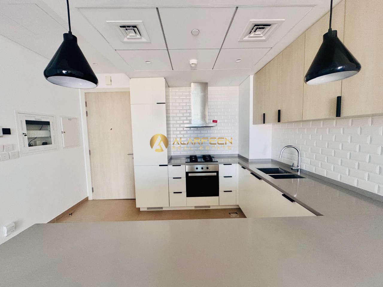 Fitted Kitchen Appliances | Grt Location