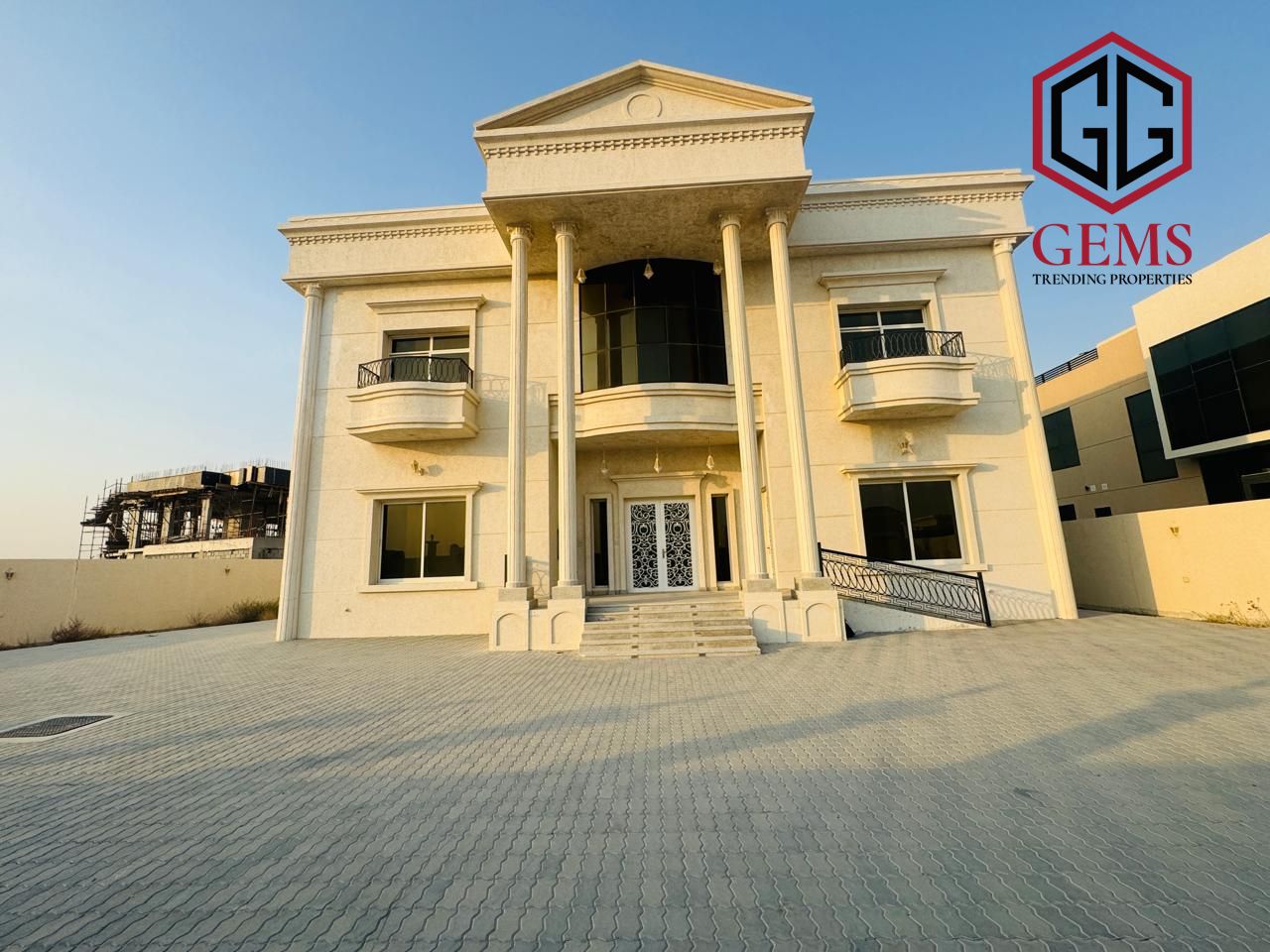 MARBLE FINSIHING | MODERN DESIGN | HUGE GARDEN