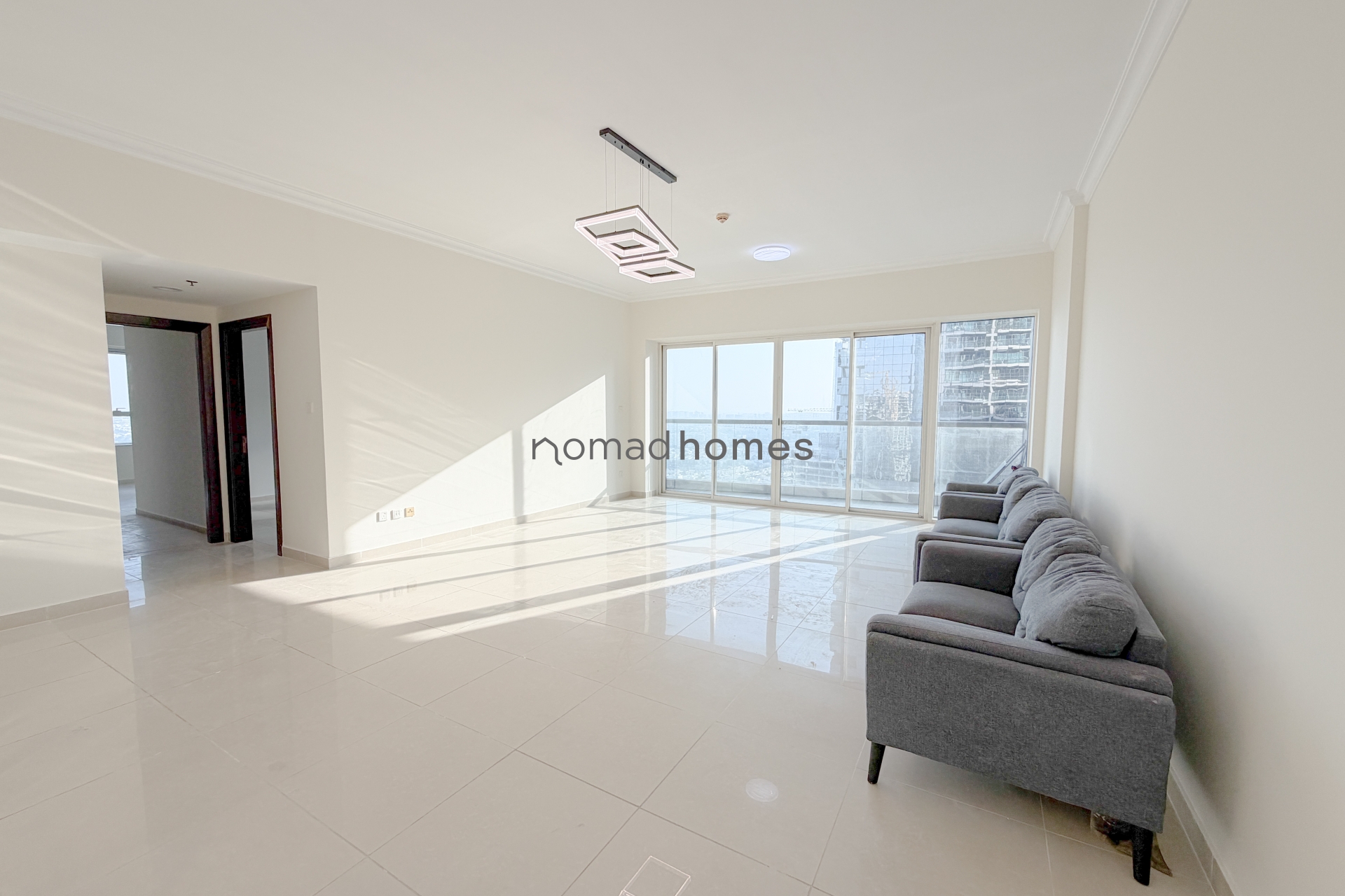 2 BHK SPACIOUS | READY TO MOVE | CLOSED KITCHEN