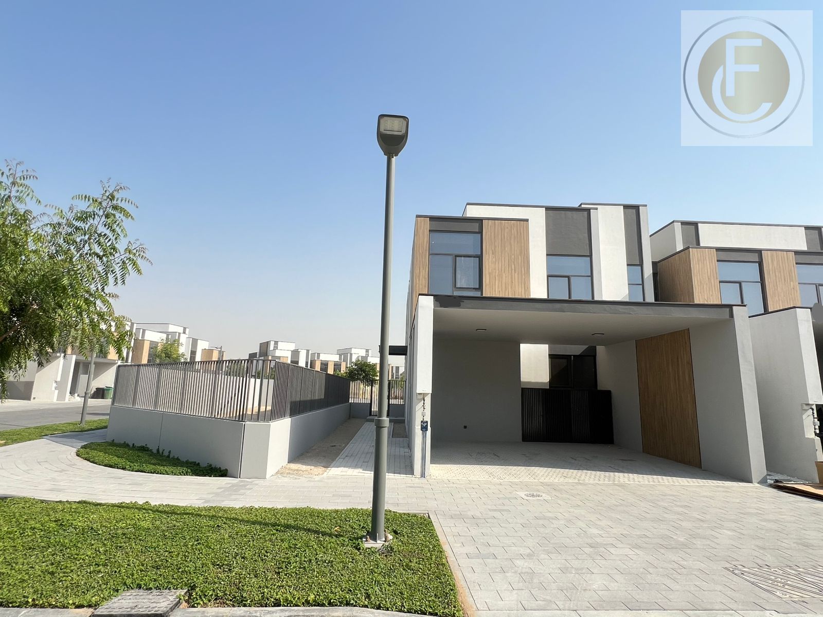 Exclusive Corner Villa | Huge Plot | Direct Park Access