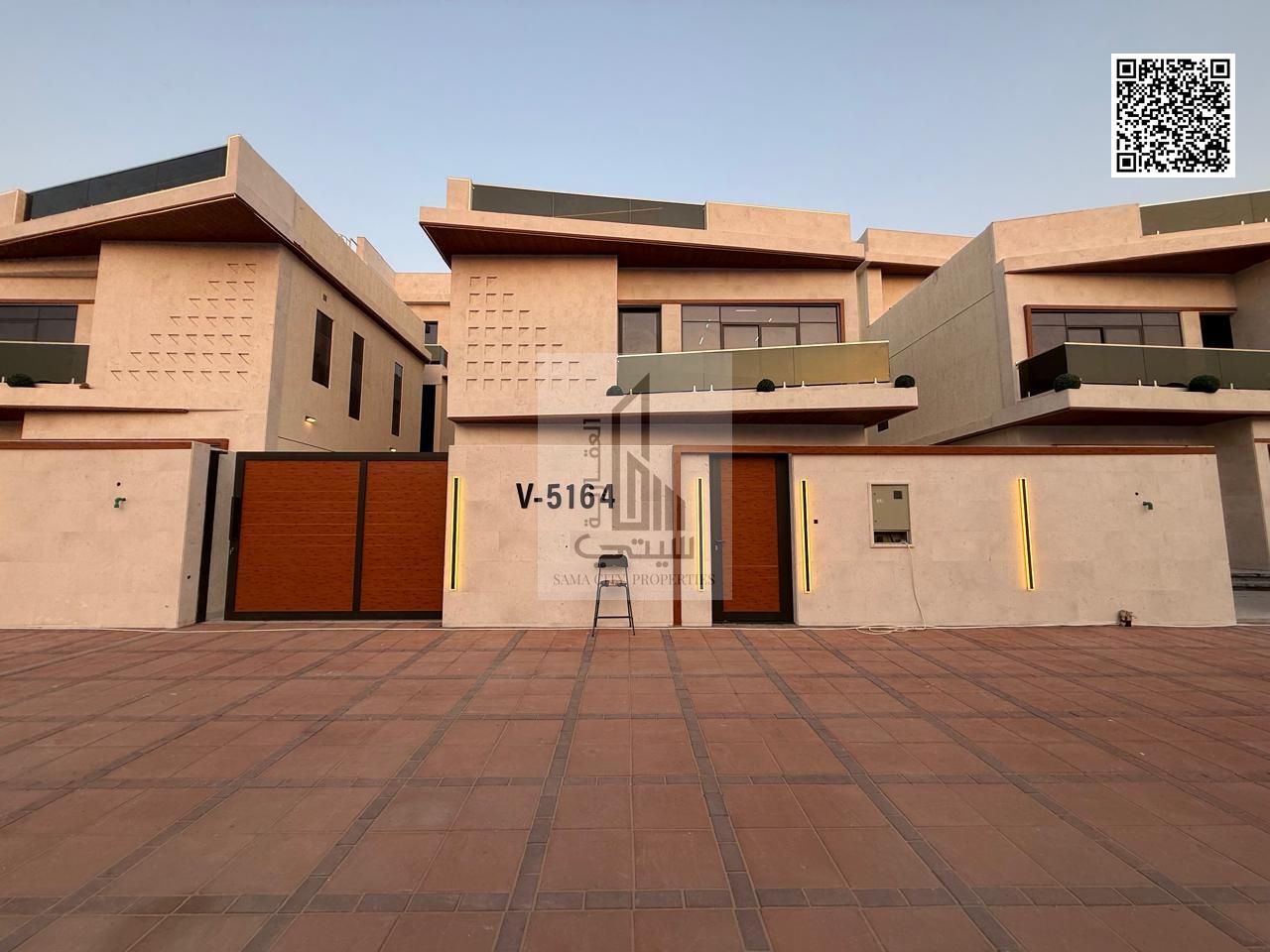 For sale, a modern villa with very distinctive finishing, in a fanan location